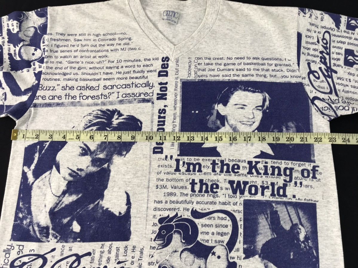 Vintage 90s Celtic Leonardo Di Caprio Newspaper Design Over Printed Size US L / EU 52-54 / 3 - 10 Thumbnail