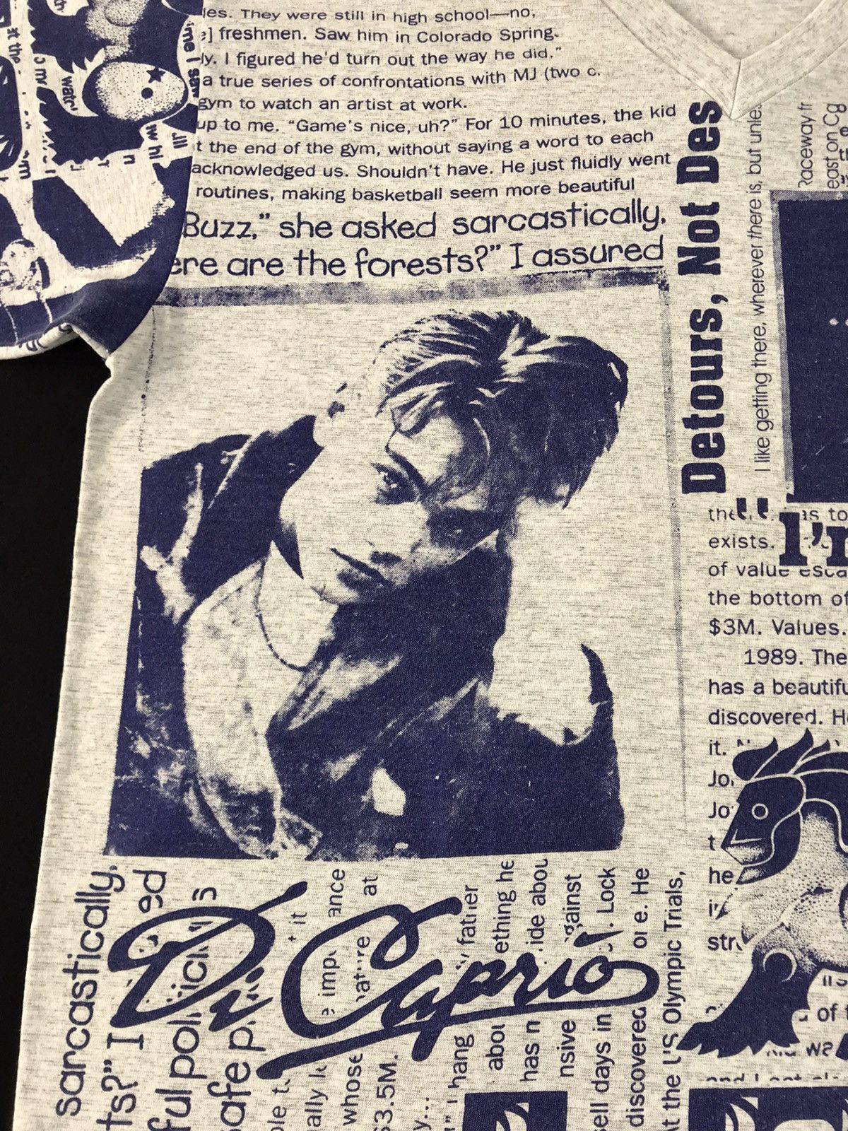 Vintage 90s Celtic Leonardo Di Caprio Newspaper Design Over Printed Size US L / EU 52-54 / 3 - 5 Thumbnail