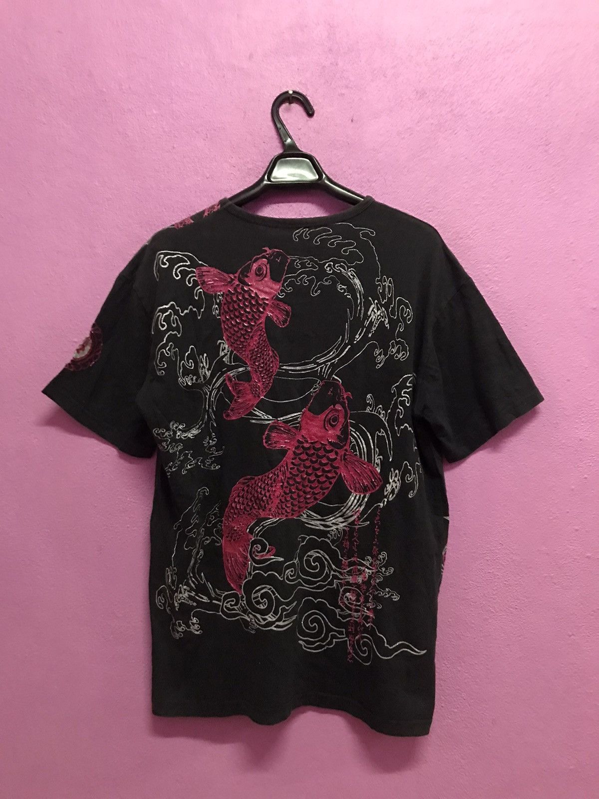 Other Fish Koi Embroidered Tee Size 3L Size US L / EU 52-54 / 3 - 1 Thumbnail