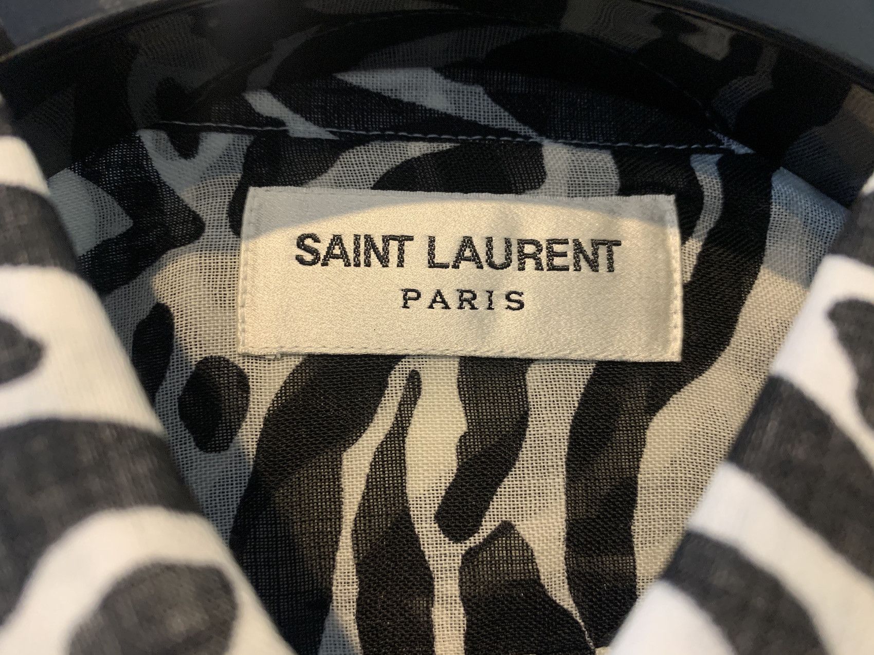 Saint Laurent Paris SS'20 Shirt Zebra Print Wool Batiste Size US L / EU 52-54 / 3 - 3 Thumbnail