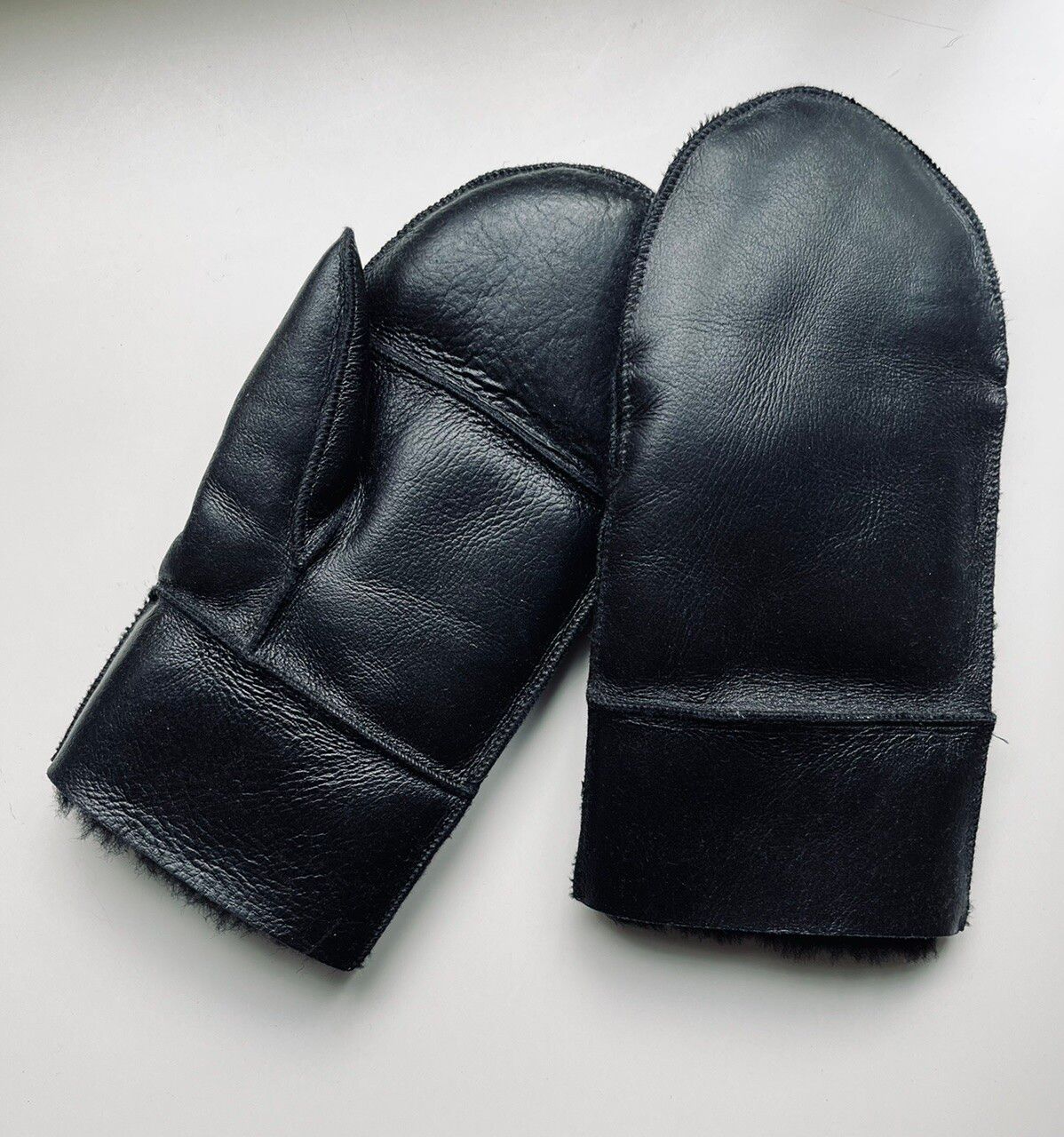 Pre-owned Our Legacy Aw14 Black Shearling Gloves