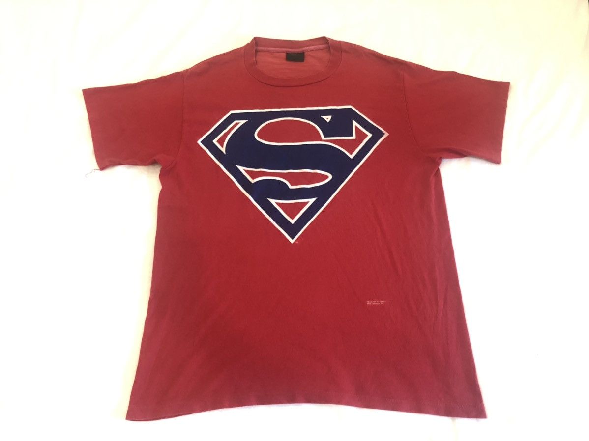 image of Dc Comics x Movie Vintgae Superman Movie Tee in Red, Men's (Size XL)