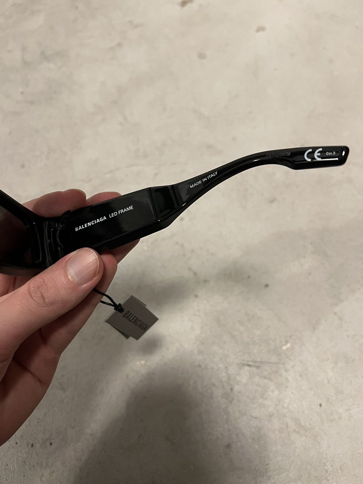 Balenciaga *RARE* BALENCIAGA LED Sunglasses Size ONE SIZE - 11 Thumbnail
