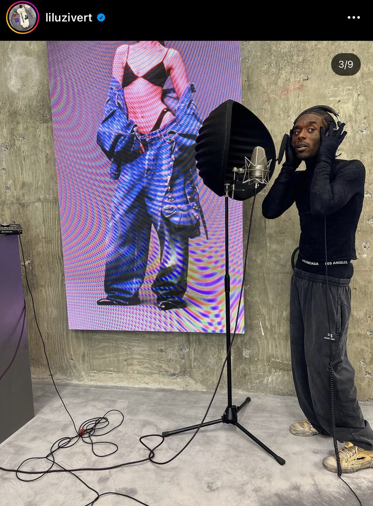 Balenciaga Washed our sporty b Sweatpants XL Size US 36 / EU 52 - 1 Thumbnail