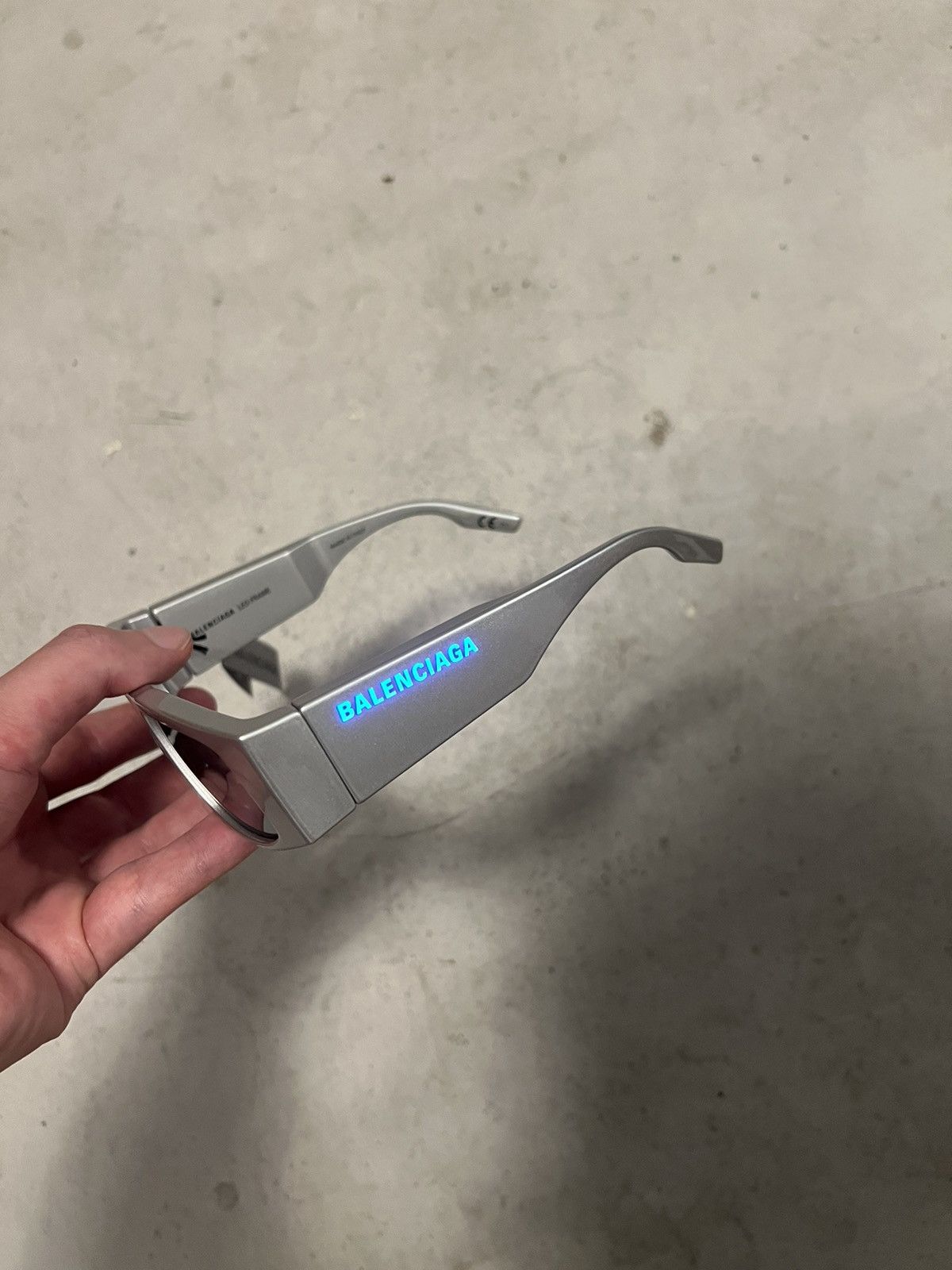Balenciaga *RARE* BALENCIAGA LED Sunglasses Size ONE SIZE - 10 Thumbnail