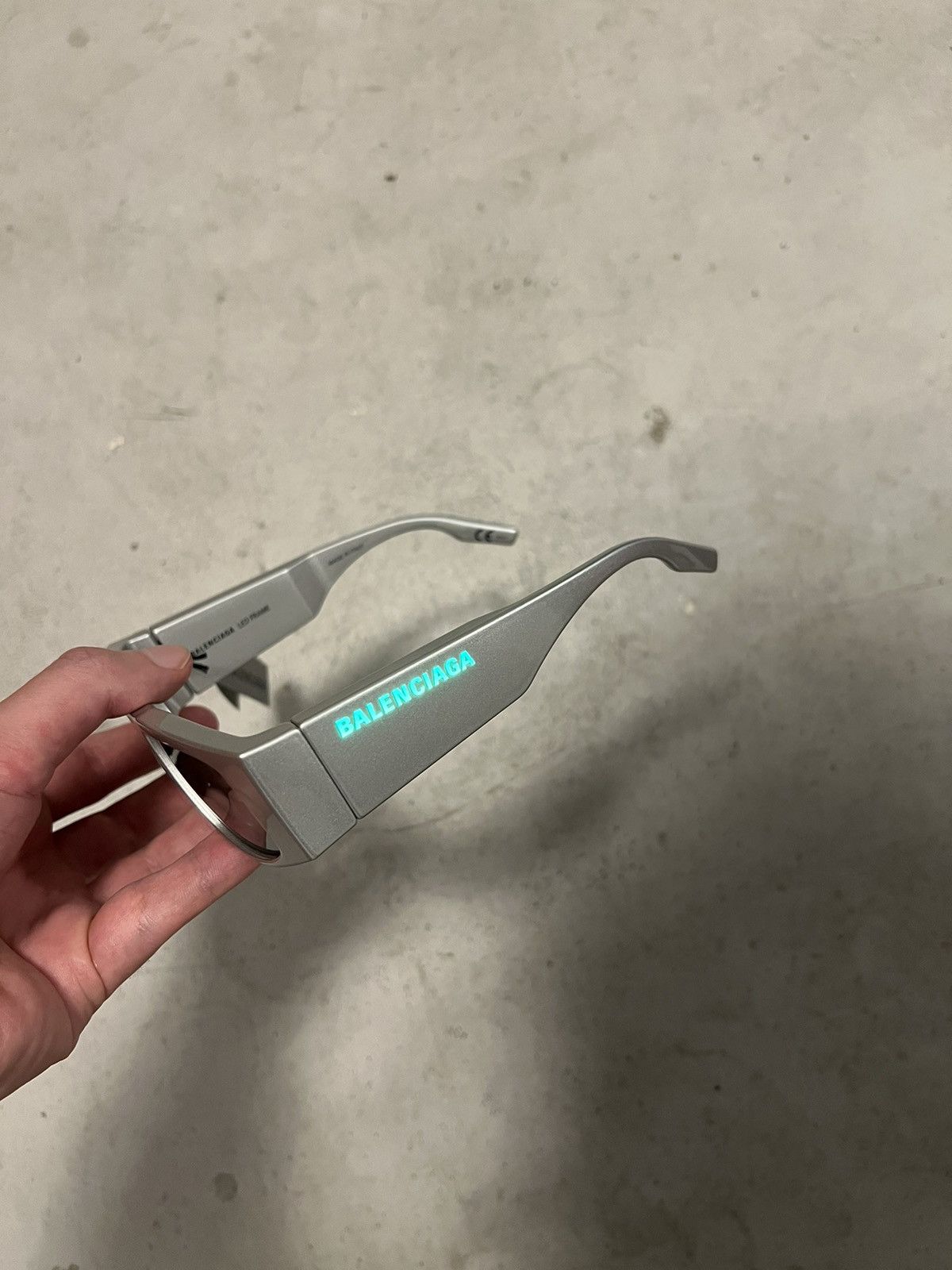 Balenciaga *RARE* BALENCIAGA LED Sunglasses Size ONE SIZE - 9 Thumbnail