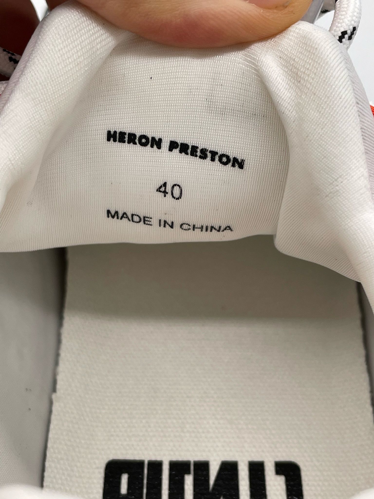 Heron Preston 🔥65% OFF🔥 [SALE] Heron Preston Security White Sneakers Size US 7 / EU 40 - 8 Thumbnail