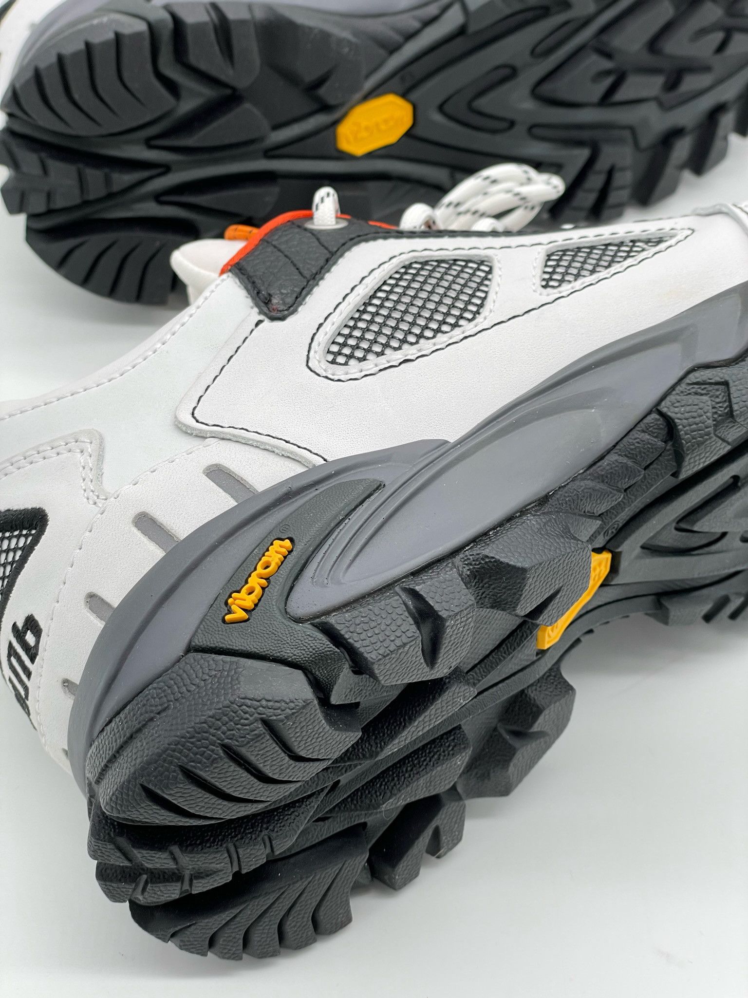 Heron Preston 🔥65% OFF🔥 [SALE] Heron Preston Security White Sneakers Size US 7 / EU 40 - 10 Thumbnail