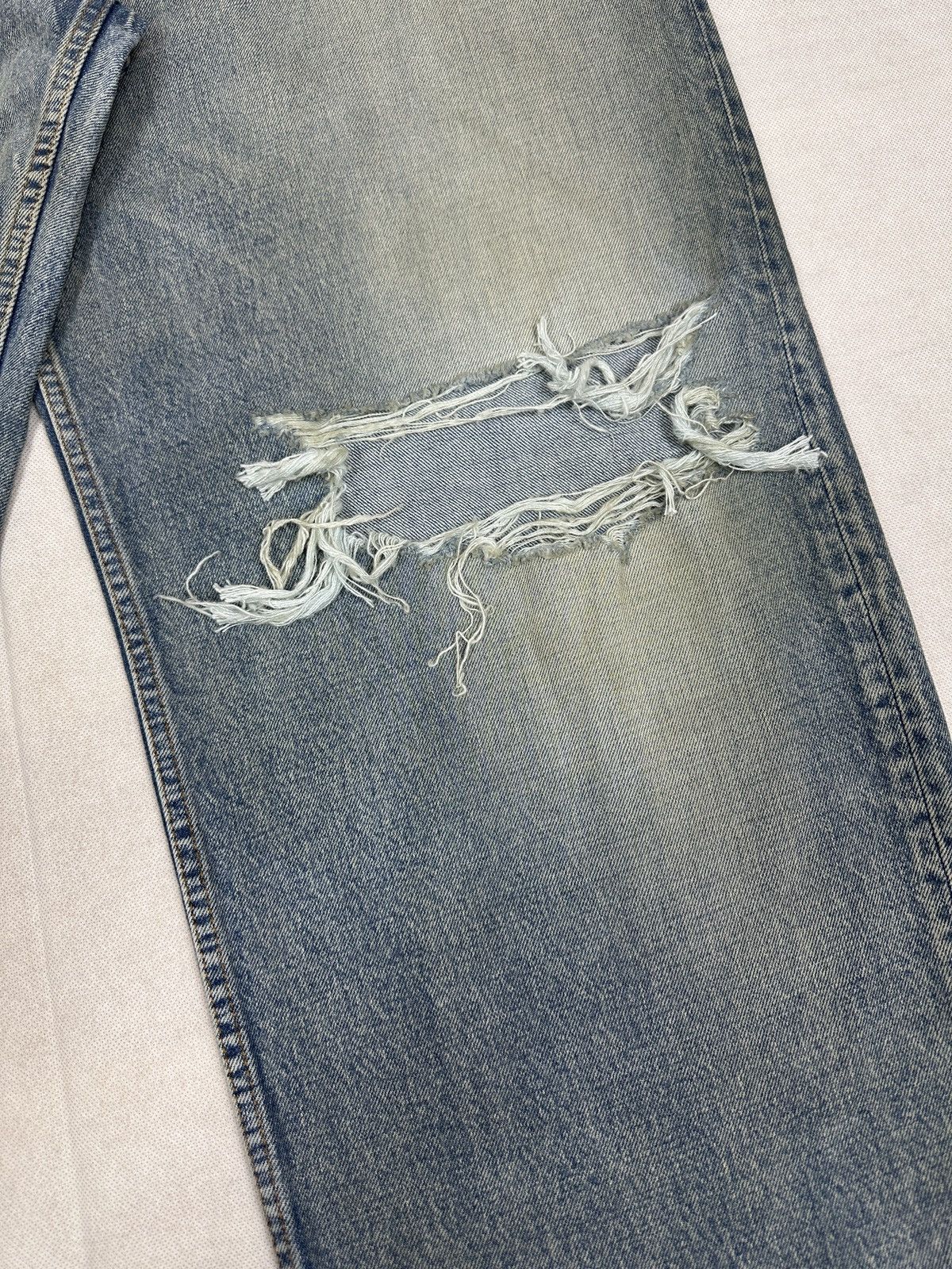 Balenciaga Balenciaga SS22 oversized distressed denim Size US 33 - 3 Thumbnail