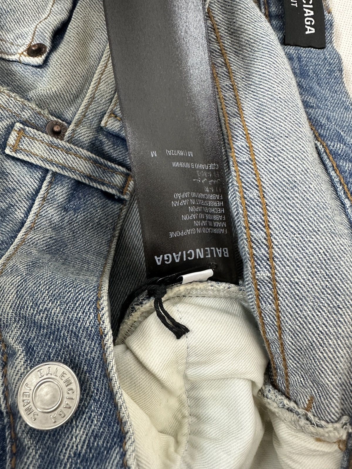Balenciaga Balenciaga SS22 oversized distressed denim Size US 33 - 7 Thumbnail