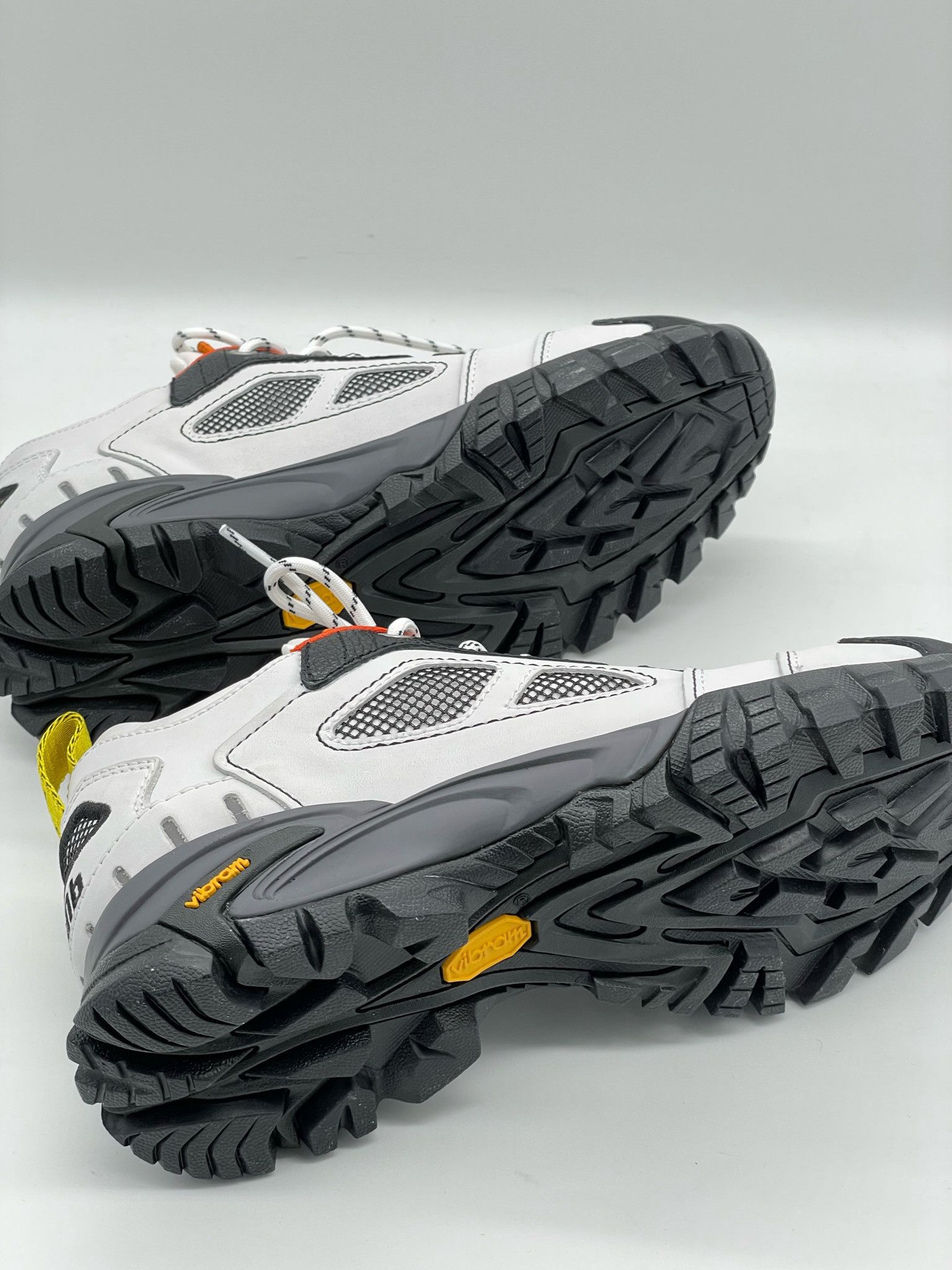 Heron Preston 🔥65% OFF🔥 [SALE] Heron Preston Security White Sneakers Size US 6 / EU 39 - 9 Thumbnail