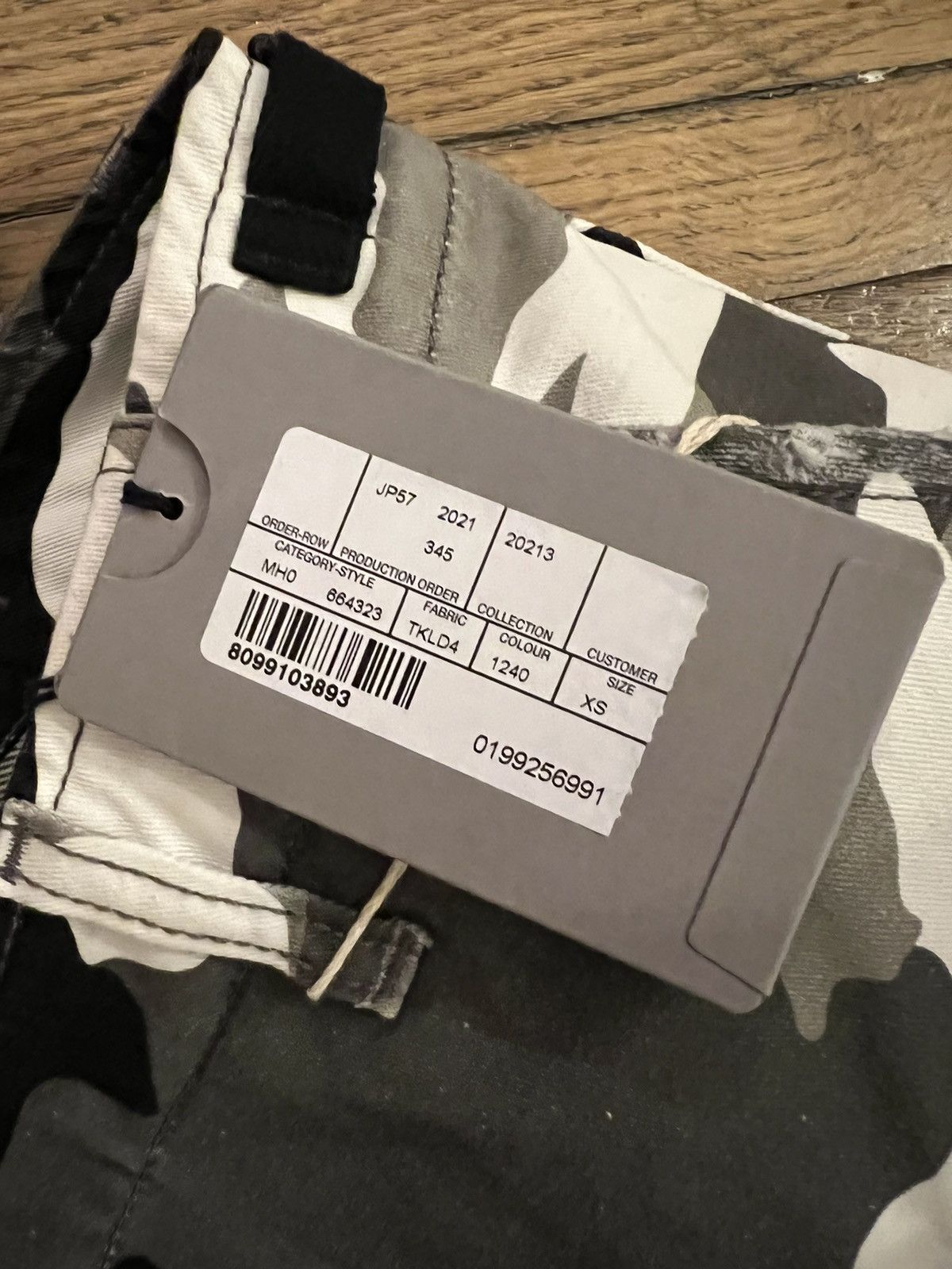 Balenciaga Balenciaga Fall 2021 Trompe-L'Oeil Camo Shorts Size US 30 / EU 46 - 7 Thumbnail