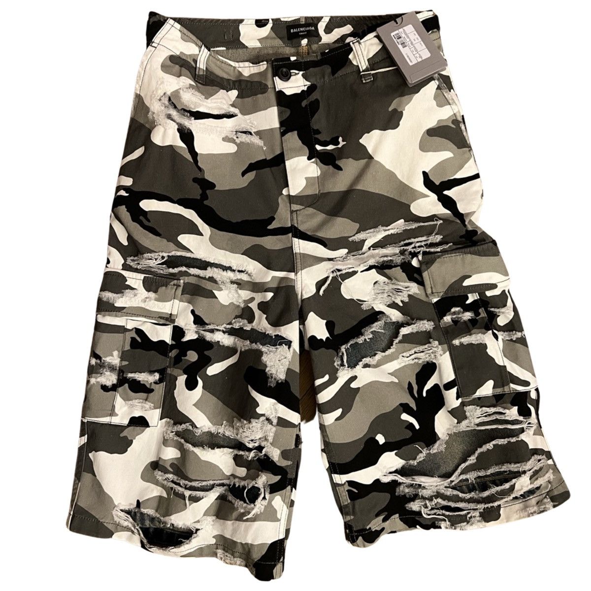 Balenciaga Balenciaga Fall 2021 Trompe-L'Oeil Camo Shorts Size US 30 / EU 46 - 2 Thumbnail