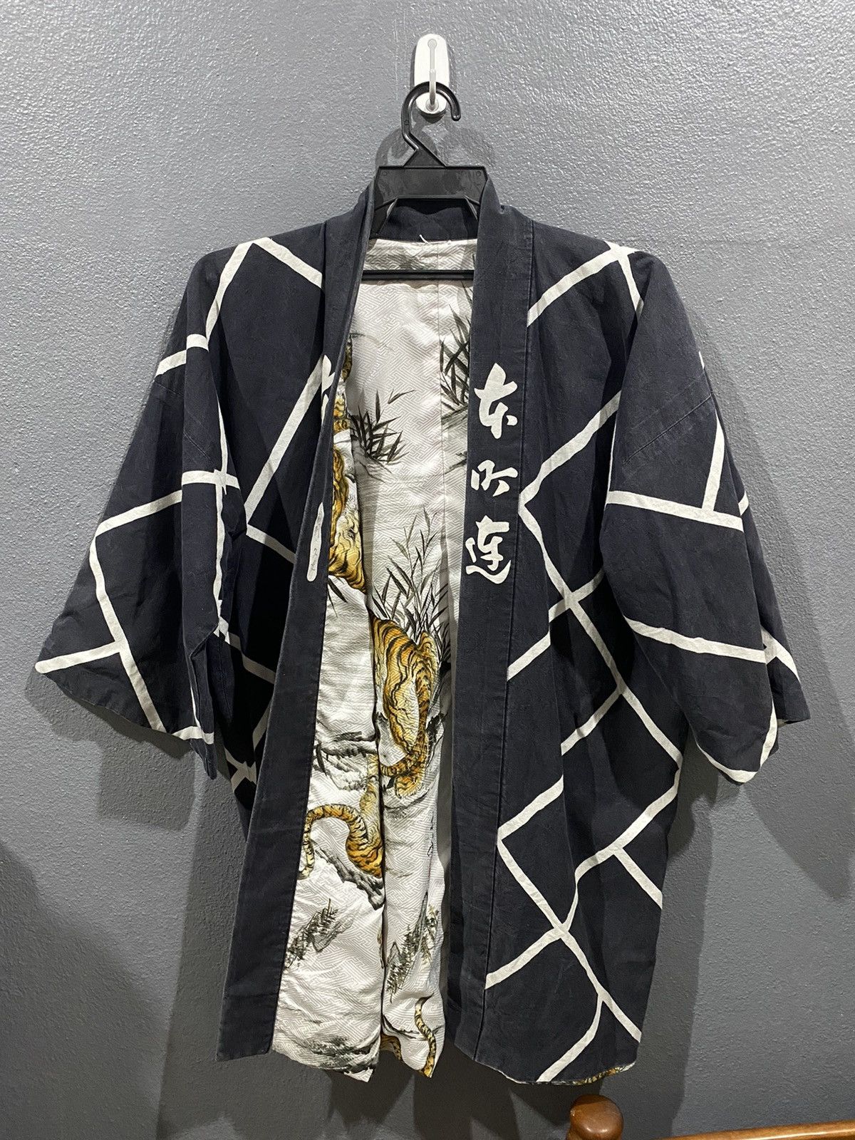 Other Vintage Dragon Motives Japanese Reversible Kimono Size US L / EU 52-54 / 3 - 7 Thumbnail