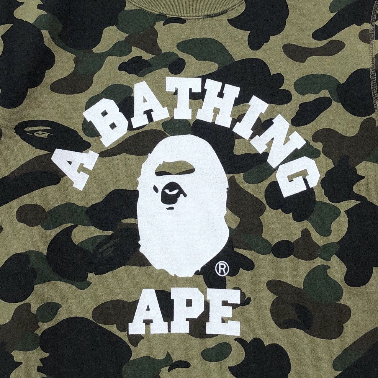 Bape 1st Camo College Crewneck Size US M / EU 48-50 / 2 - 6 Thumbnail