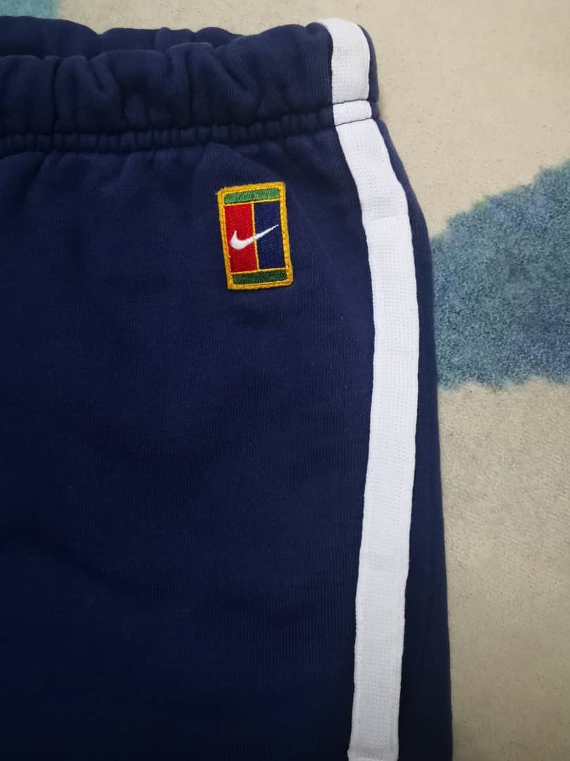 Nike Vintage Nike Court Sweatpants Size 33" - 1 Thumbnail