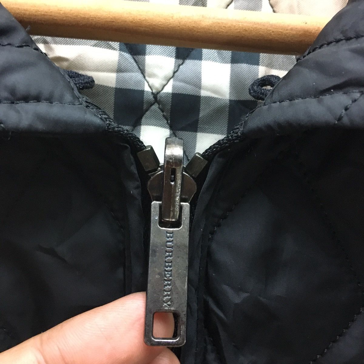 Burberry Burberry Quilted Nova Check Jacket Size L / US 10 / IT 46 - 4 Thumbnail