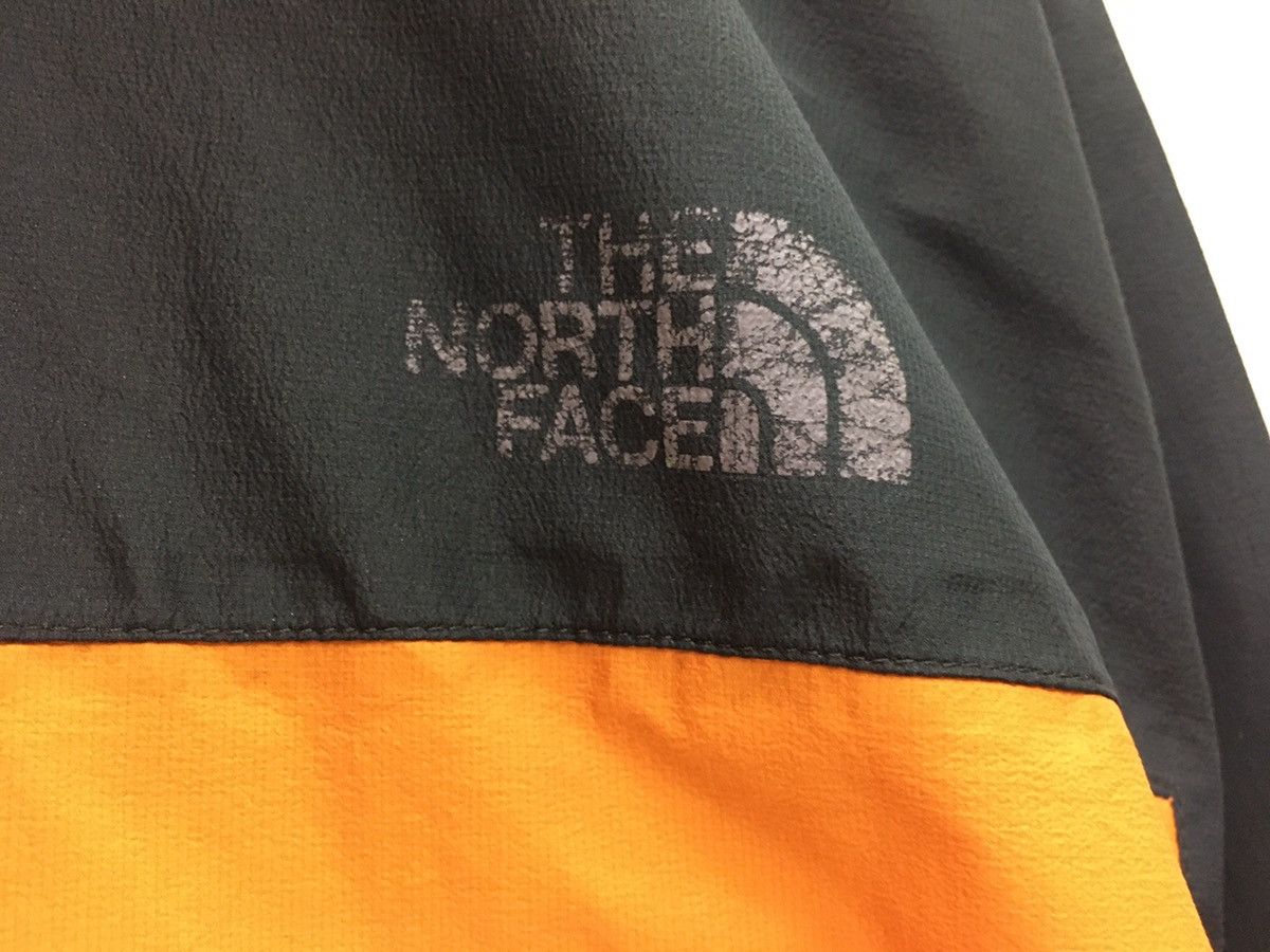 The North Face Vintage The North Face Goretex Hoddie Jacket Windbreaker Size US L / EU 52-54 / 3 - 8 Thumbnail