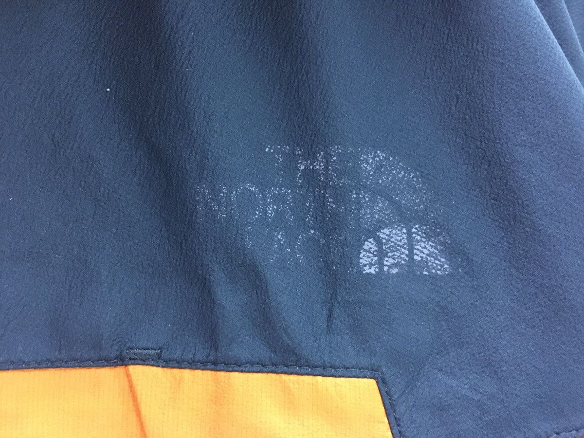 The North Face Vintage The North Face Goretex Hoddie Jacket Windbreaker Size US L / EU 52-54 / 3 - 3 Thumbnail