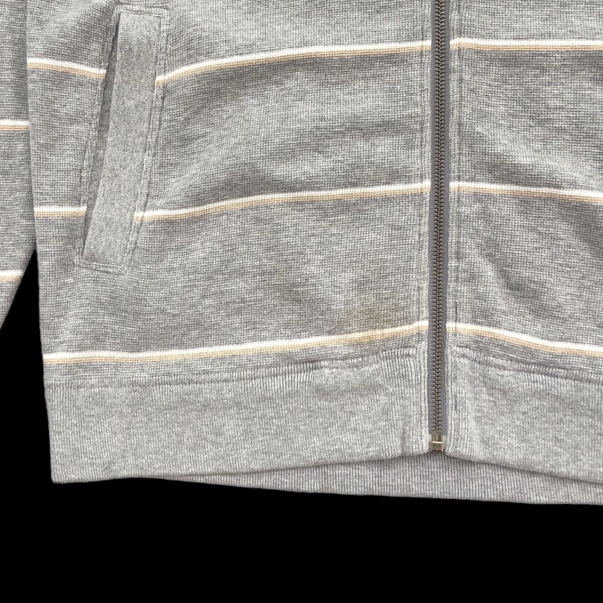 Burberry Authentic Burberry London Mens Light Jacket/Sweater Size US L / EU 52-54 / 3 - 7 Thumbnail