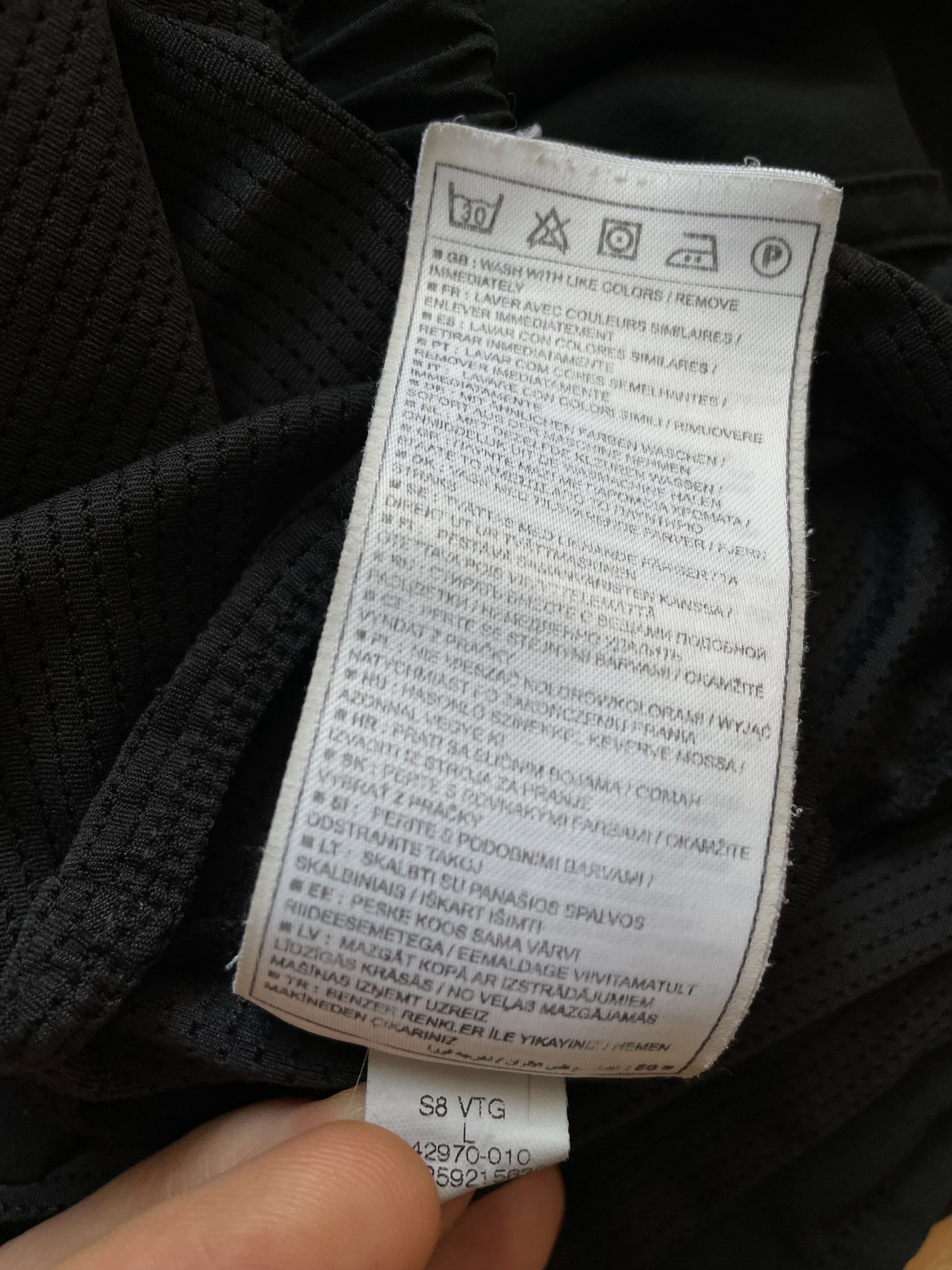 Nike Vintage Nike ACG Shorts Sport Run Rare Black Size L Y2k Size US 33 - 12 Thumbnail