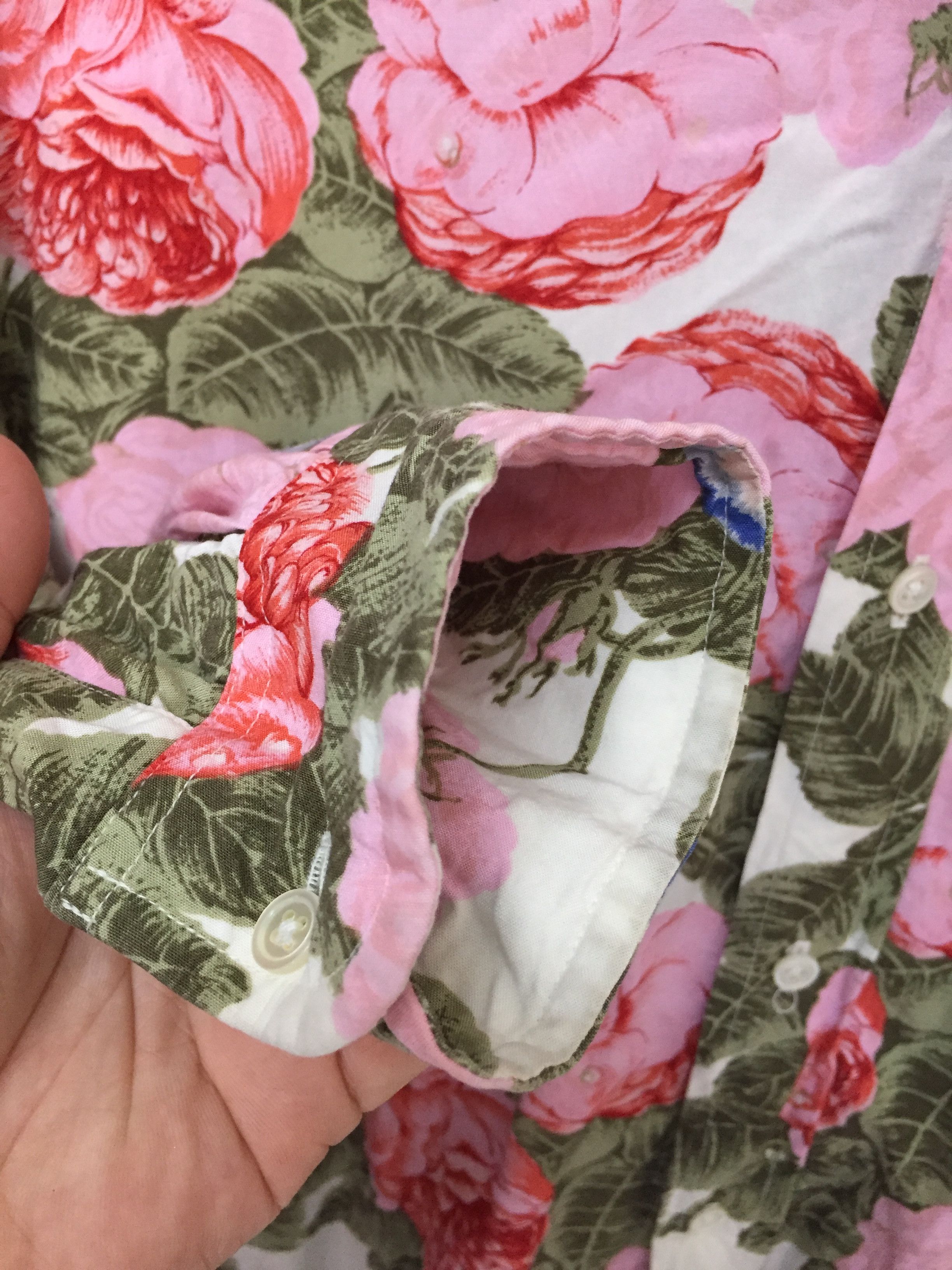Toyo Enterprises 90's Karl Helmut Floral 100% rayon shirt Size US L / EU 52-54 / 3 - 7 Thumbnail