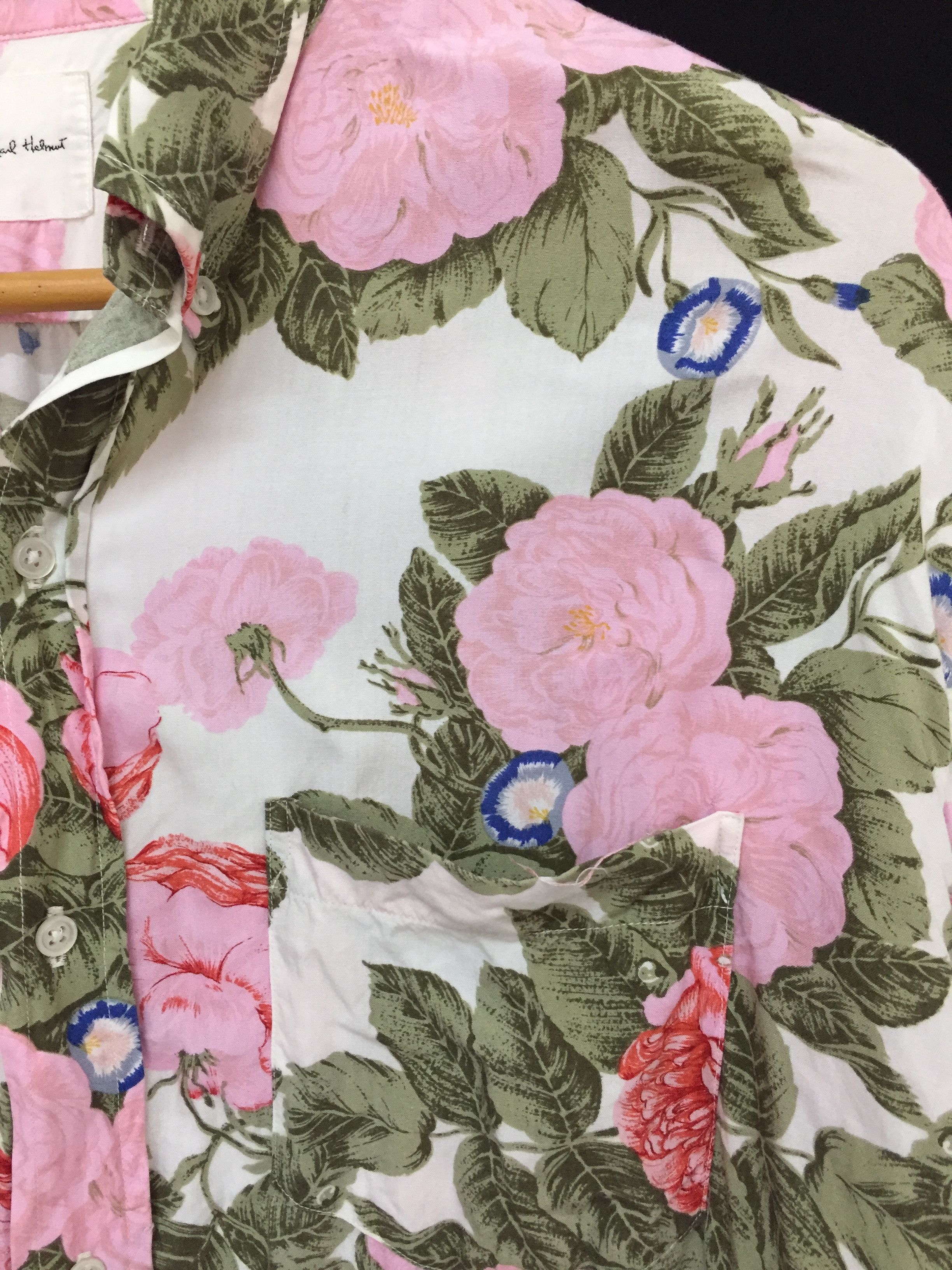 Toyo Enterprises 90's Karl Helmut Floral 100% rayon shirt Size US L / EU 52-54 / 3 - 5 Thumbnail