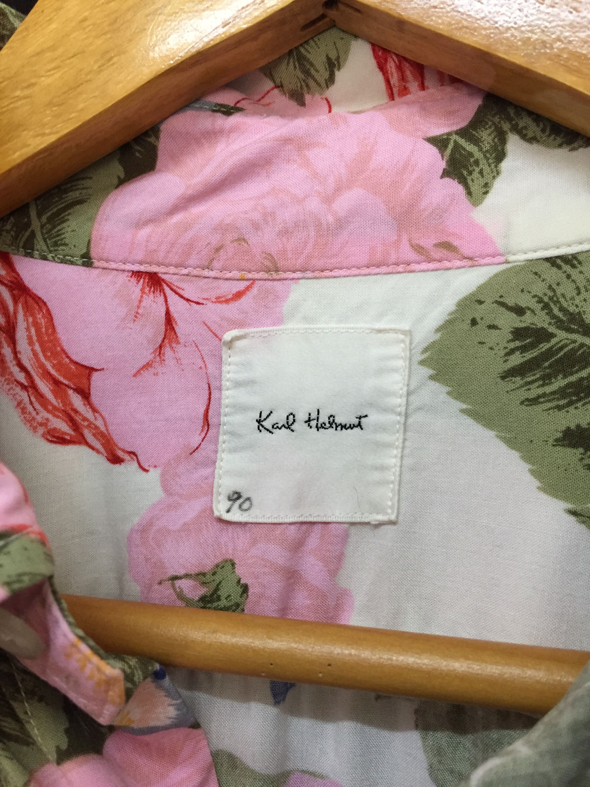 Toyo Enterprises 90's Karl Helmut Floral 100% rayon shirt Size US L / EU 52-54 / 3 - 10 Thumbnail