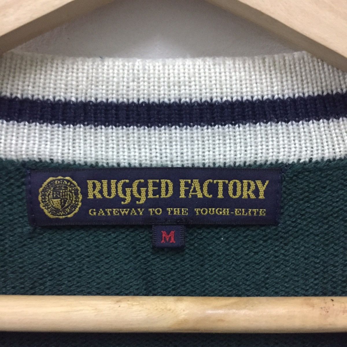 Japanese Brand Vintage Rugged Factory Sweater Crew Neck Sweatshirt Size US S / EU 44-46 / 1 - 7 Thumbnail