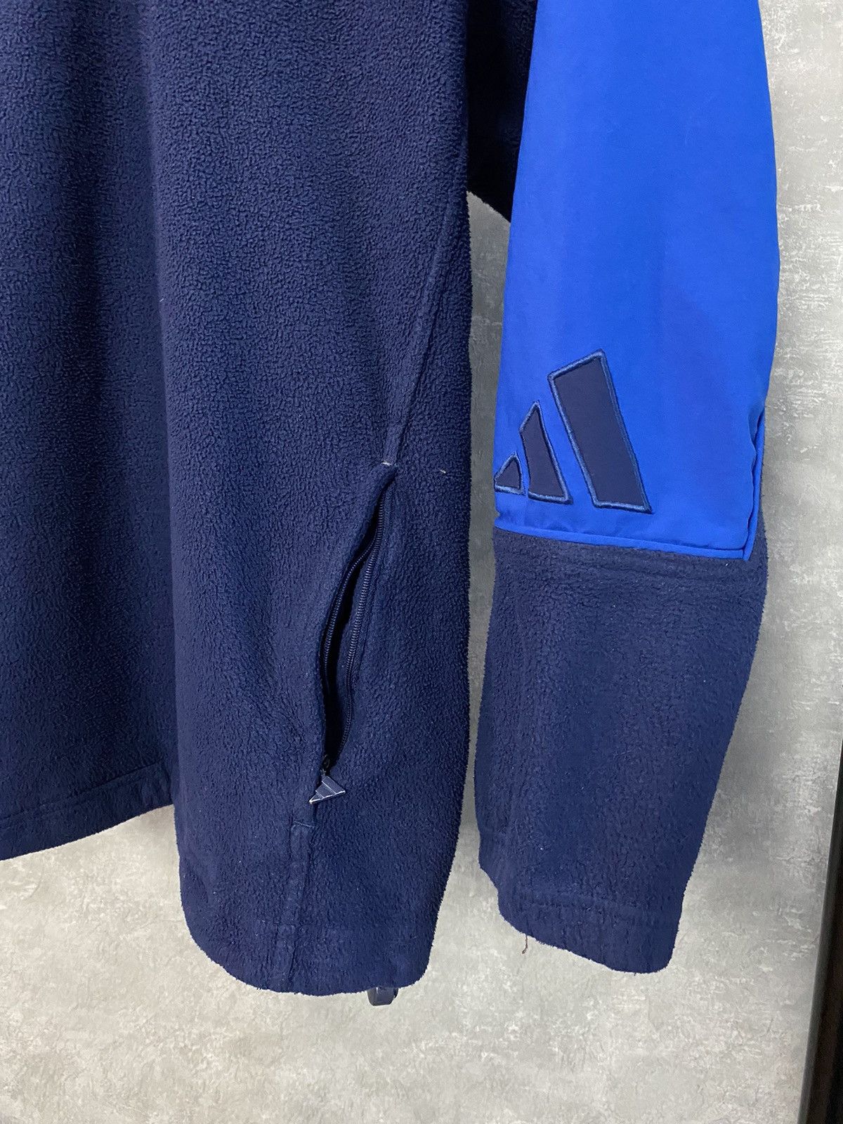Adidas × Vintage Vintage Y2K Adidas Logo Navy Blue Long Sleeve 1/4 Zip Fleece Size US L / EU 52-54 / 3 - 4 Thumbnail