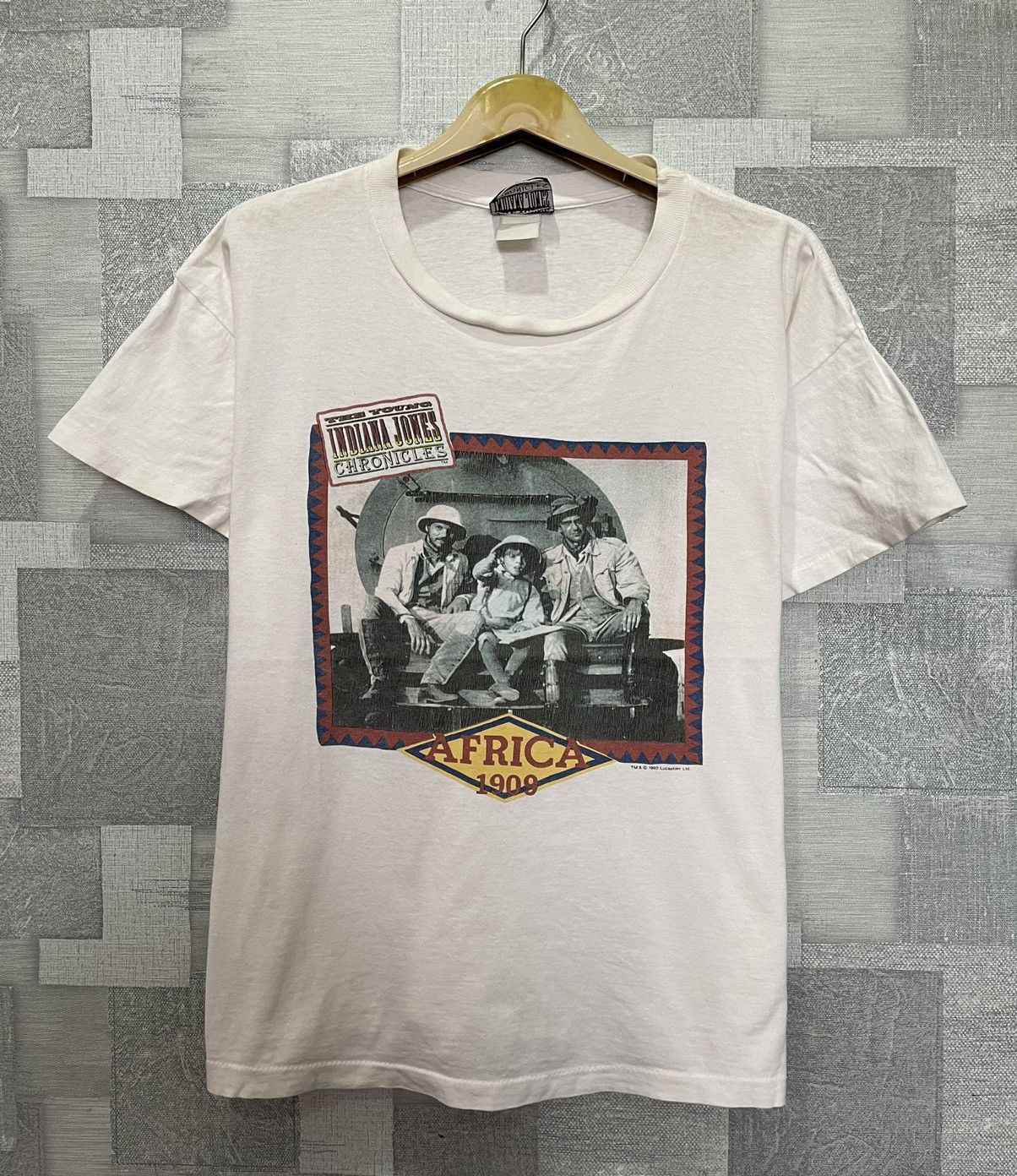 Image of Hollywod x Movie Vintage The Young Indiana Jones Chronicles in White, Men's (Size XL)