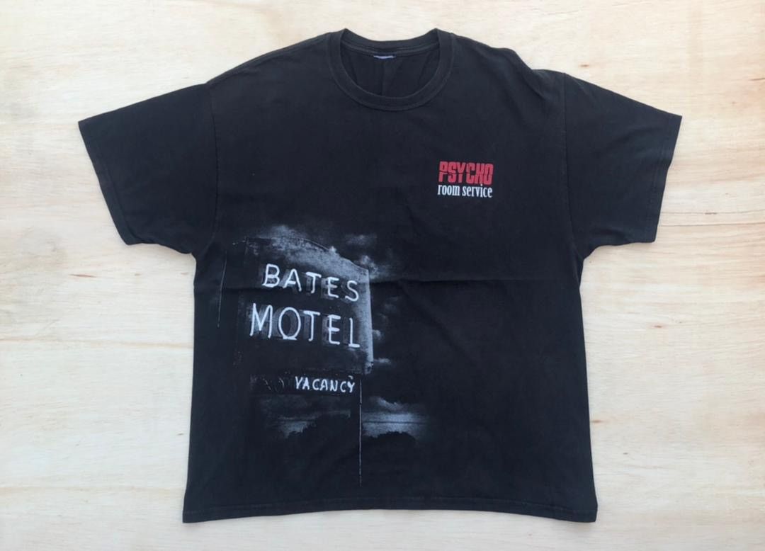 image of Movie x Vintage Tee Bates Motel ( A 22 ) in Black, Men's (Size XL)