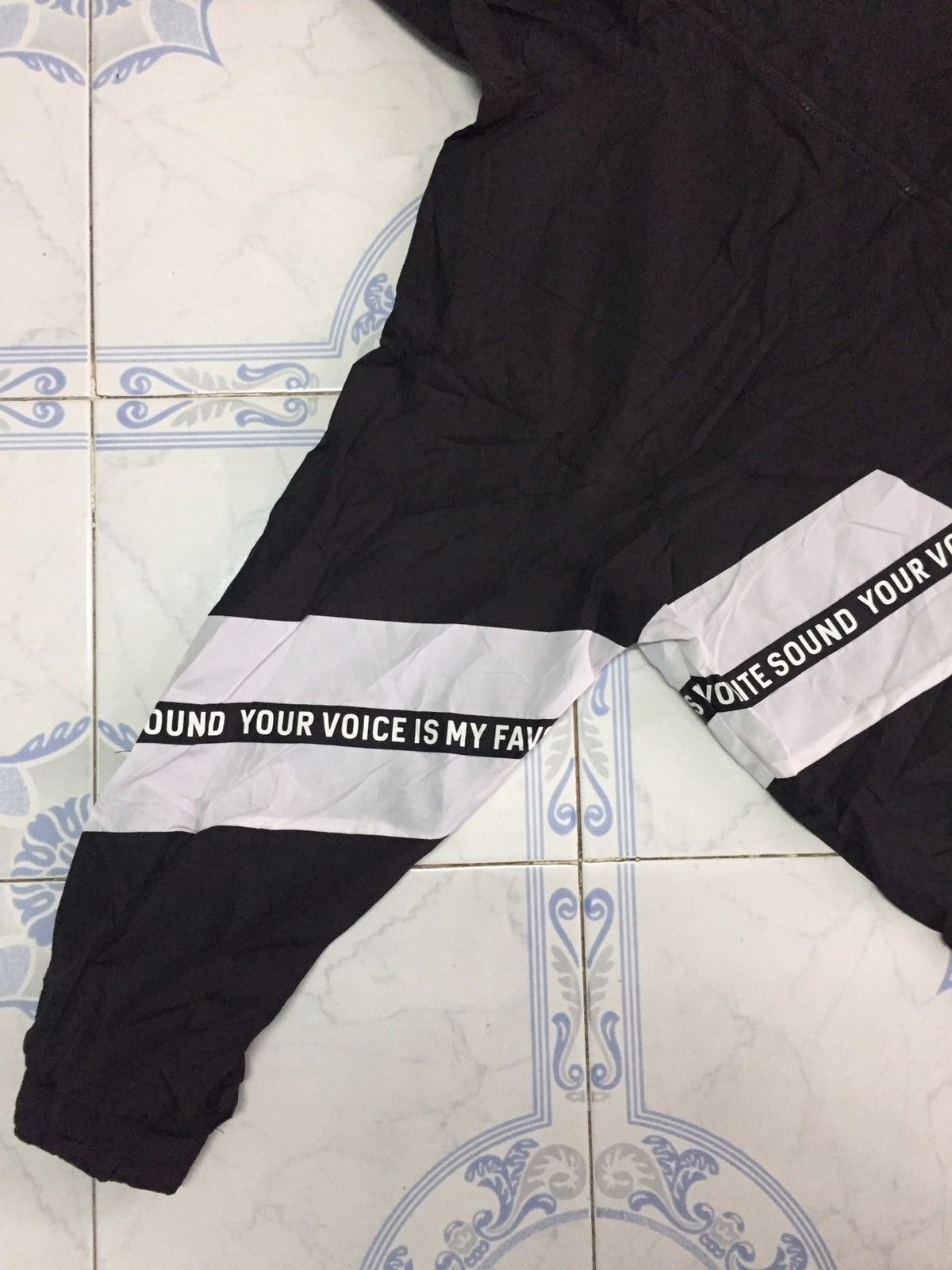 Japanese Brand Your Voice Is My Favorite Sound Hoodie Zipper Jacket Size US XL / EU 56 / 4 - 2 Thumbnail