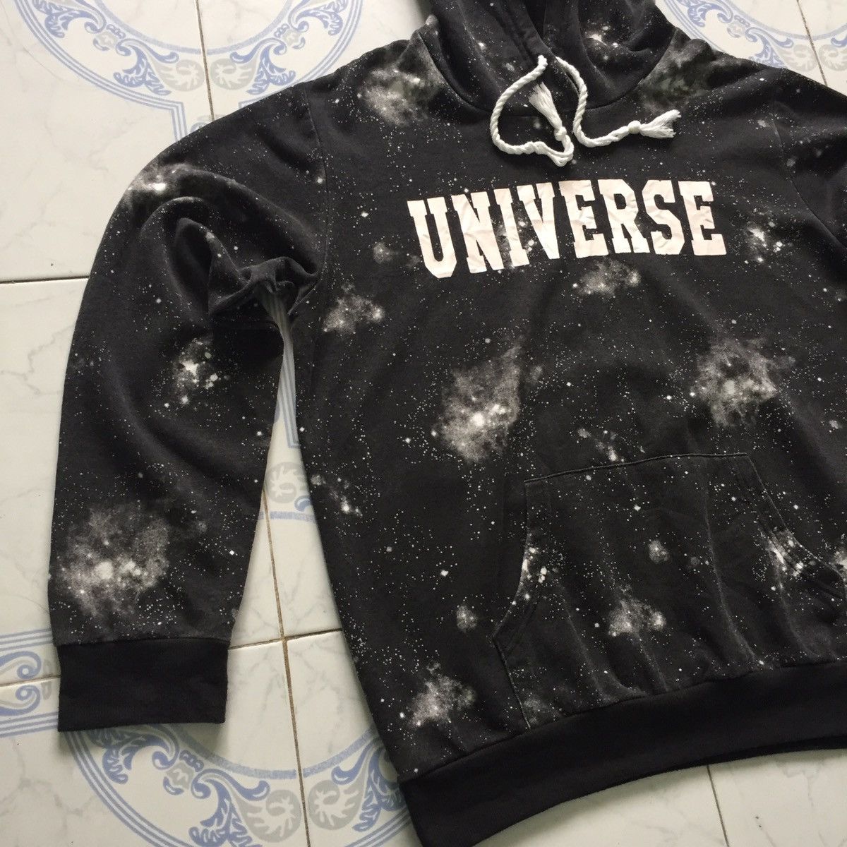 Japanese Brand Big Logo & Full Print UNIVERSE Sweatshirt Hoodie Size US L / EU 52-54 / 3 - 4 Thumbnail