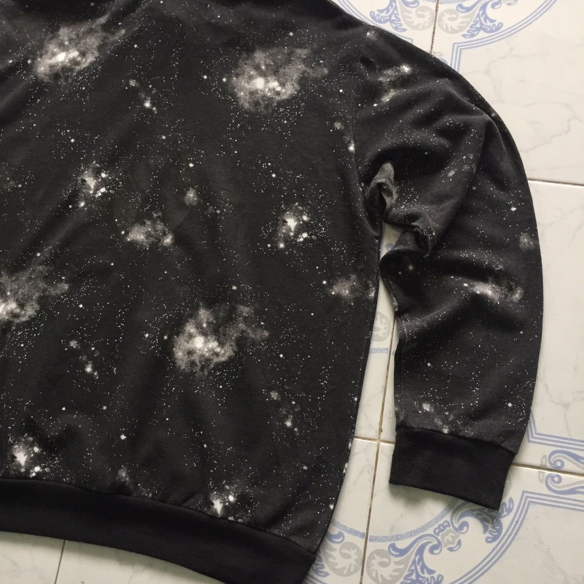 Japanese Brand Big Logo & Full Print UNIVERSE Sweatshirt Hoodie Size US L / EU 52-54 / 3 - 10 Thumbnail