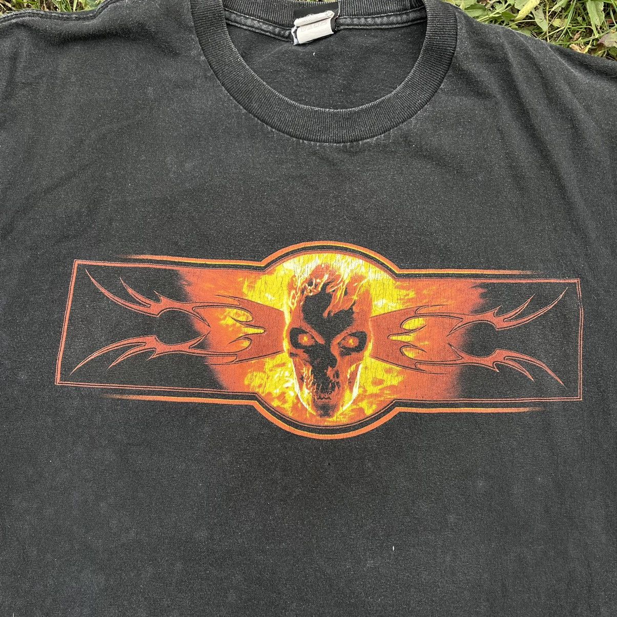 Vintage Vintage 90s Sun Faded Graphic Tee Fire Skulls Grunge Baggy L Size US L / EU 52-54 / 3 - 1 Thumbnail