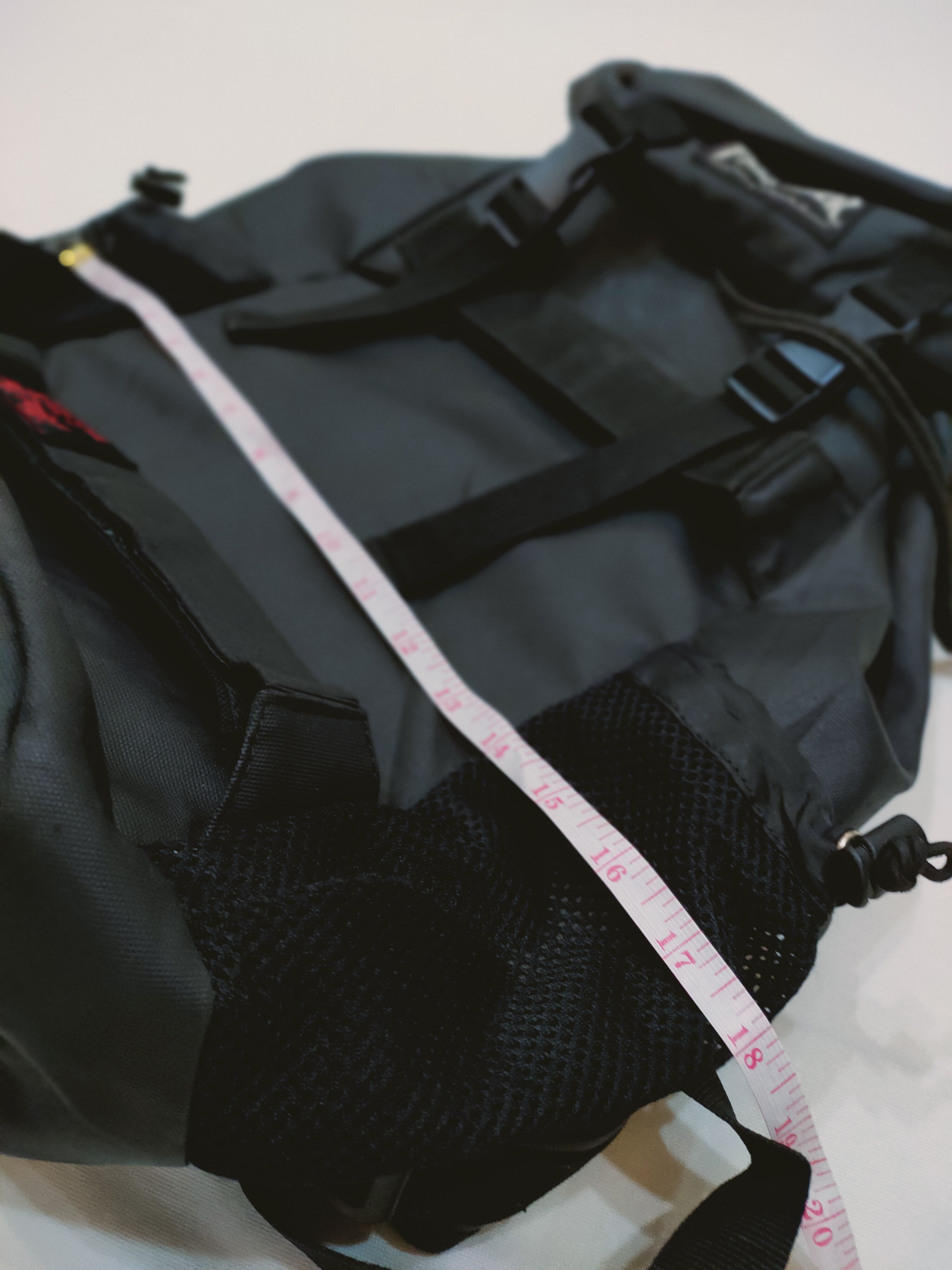 Thrasher VINTAGE TRASHER MAGAZINE SKATE AND DESTROY SKATE HOLDER BAG Size ONE SIZE - 10 Thumbnail