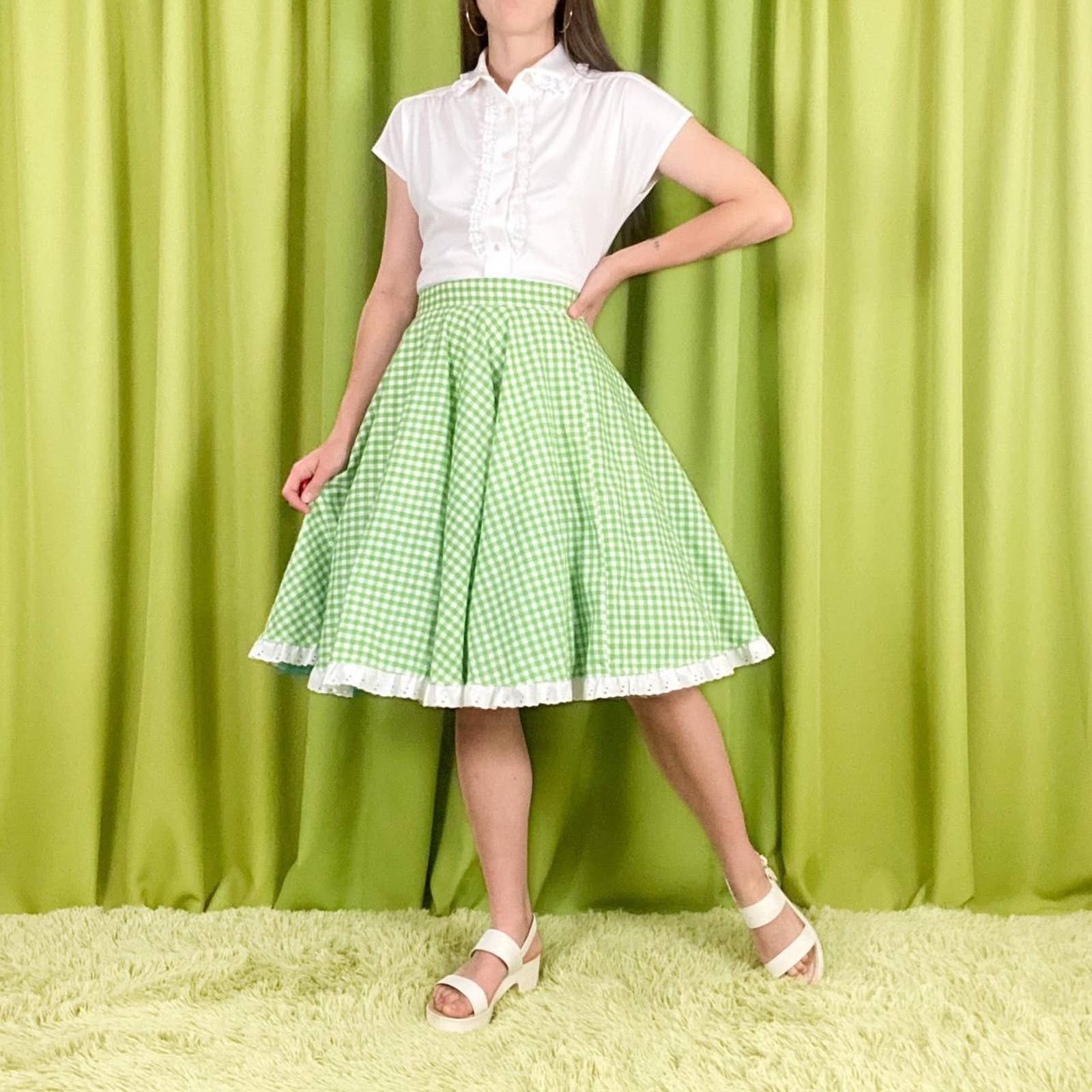 VINTAGE 70s 80S WHITE GREEN STRIPE HORSE SHOE CHAIN MIDI SWING SKIRT S 8 10 S