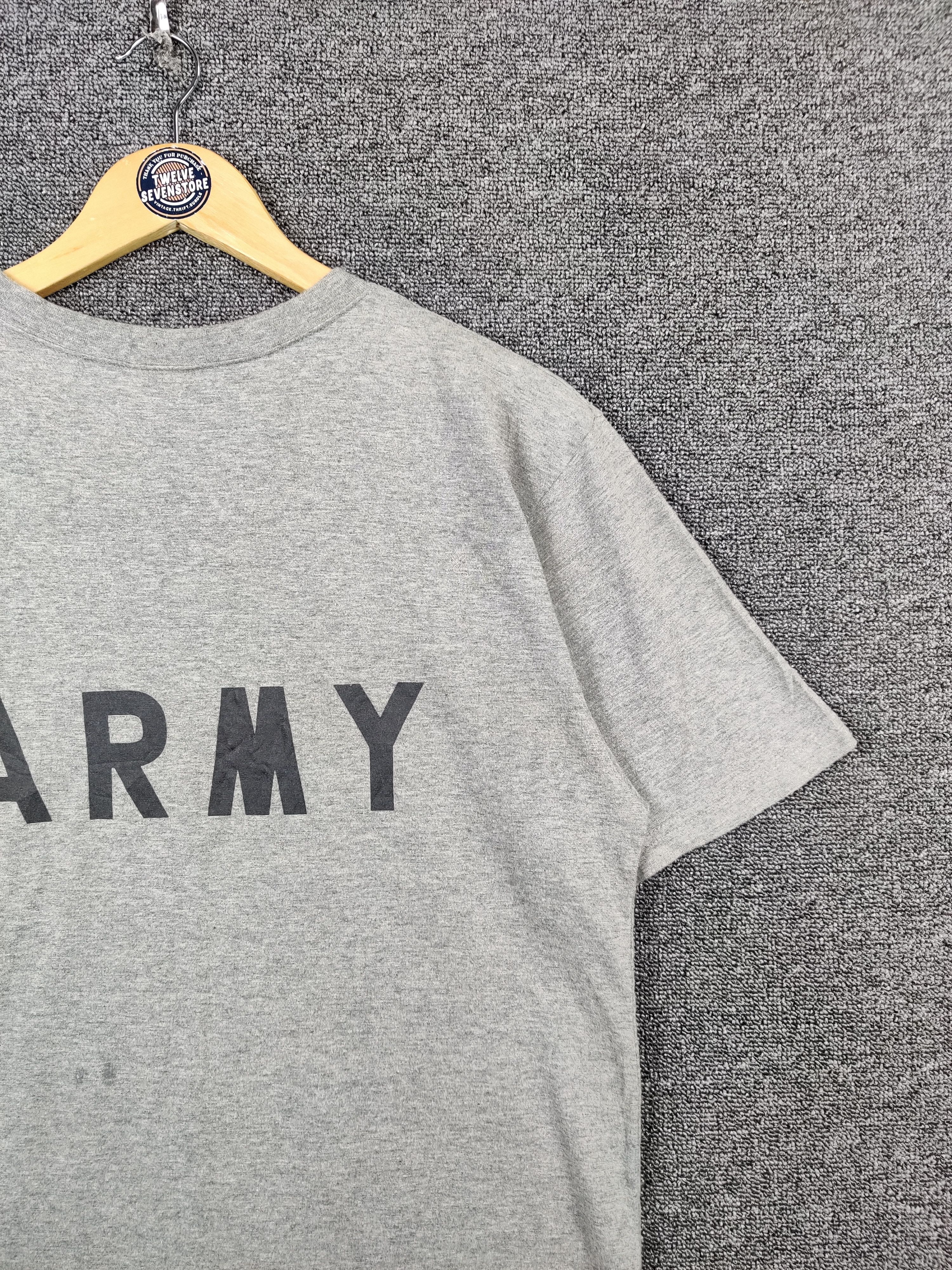 Vintage Vintage Army Military Spellout Tee Tshirt Size US L / EU 52-54 / 3 - 2 Thumbnail