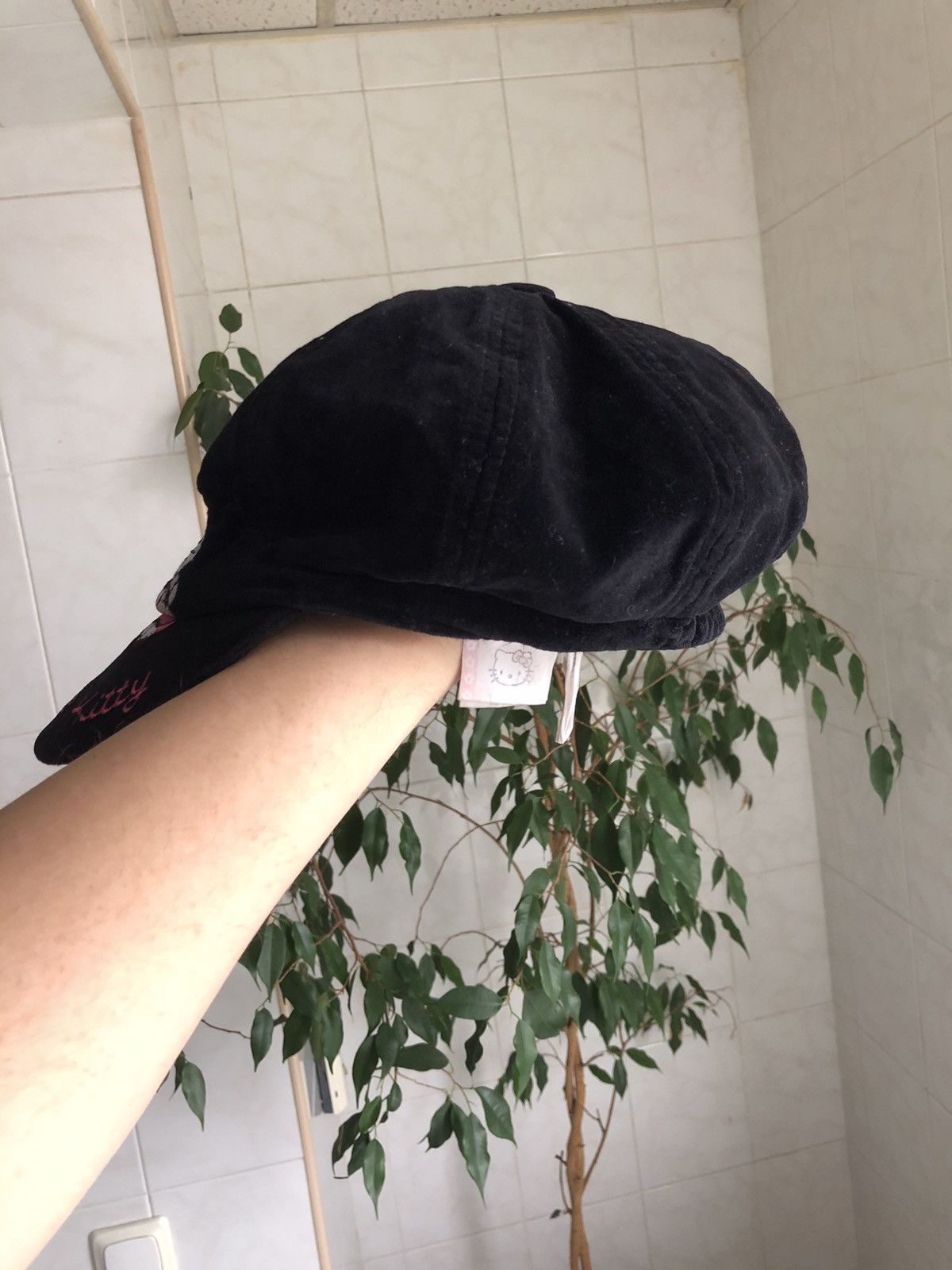 Cartoon Network × Japanese Brand × Vintage Hello Kitty vintage black cap hat 2000s pink logo Size ONE SIZE - 3 Thumbnail