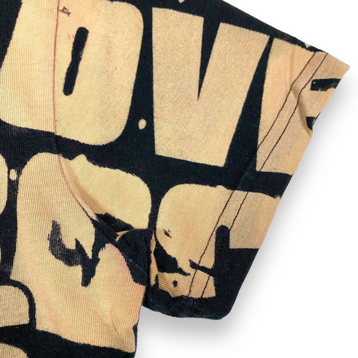 Super Lovers Vintage 90s SUPER LOVERS Lover's Rock Raiders Full Print Tee Size US S / EU 44-46 / 1 - 5 Thumbnail