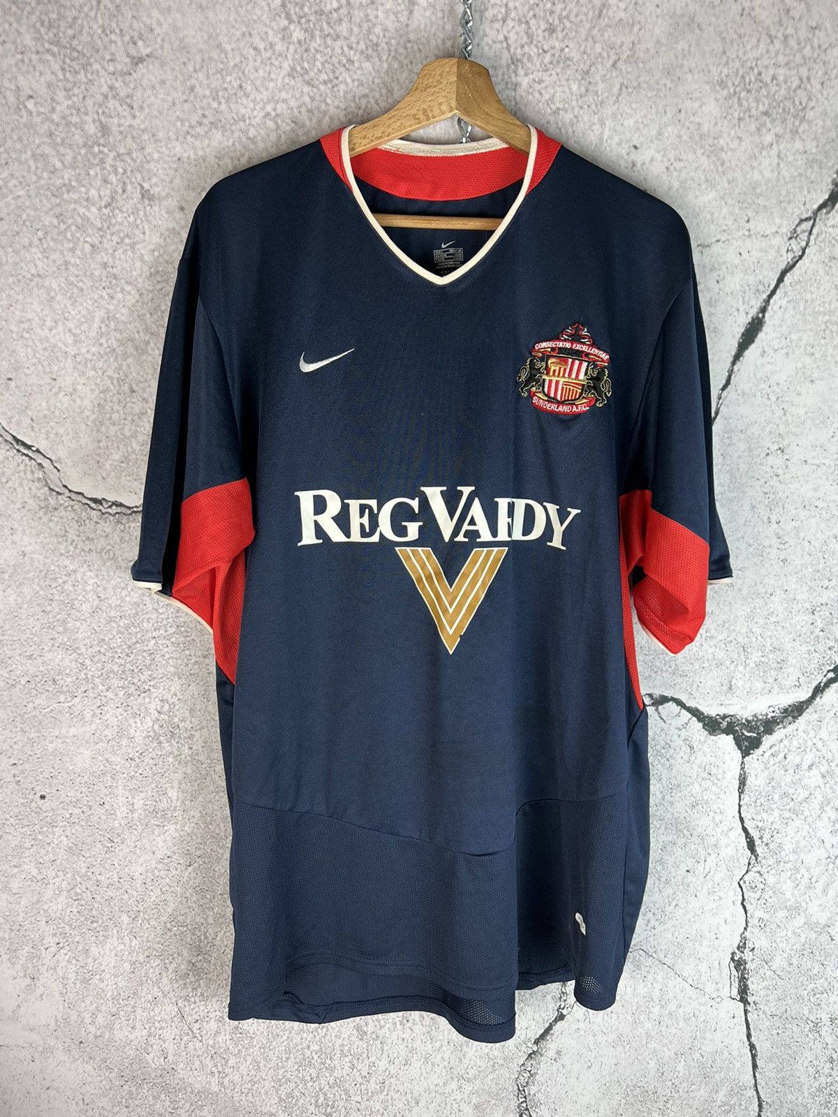 Nike Vintage 00s Nike Sunderland FC football soccer jersey Size US L / EU 52-54 / 3 - 1 Thumbnail