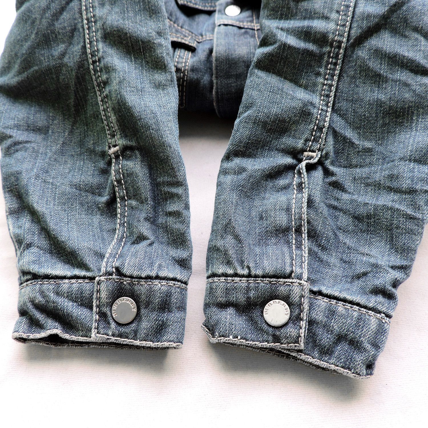 Burberry BURBERRY LINING PLAID PATTERN DENIM JACKET, 18 MONTHS Size US S / EU 44-46 / 1 - 15 Thumbnail