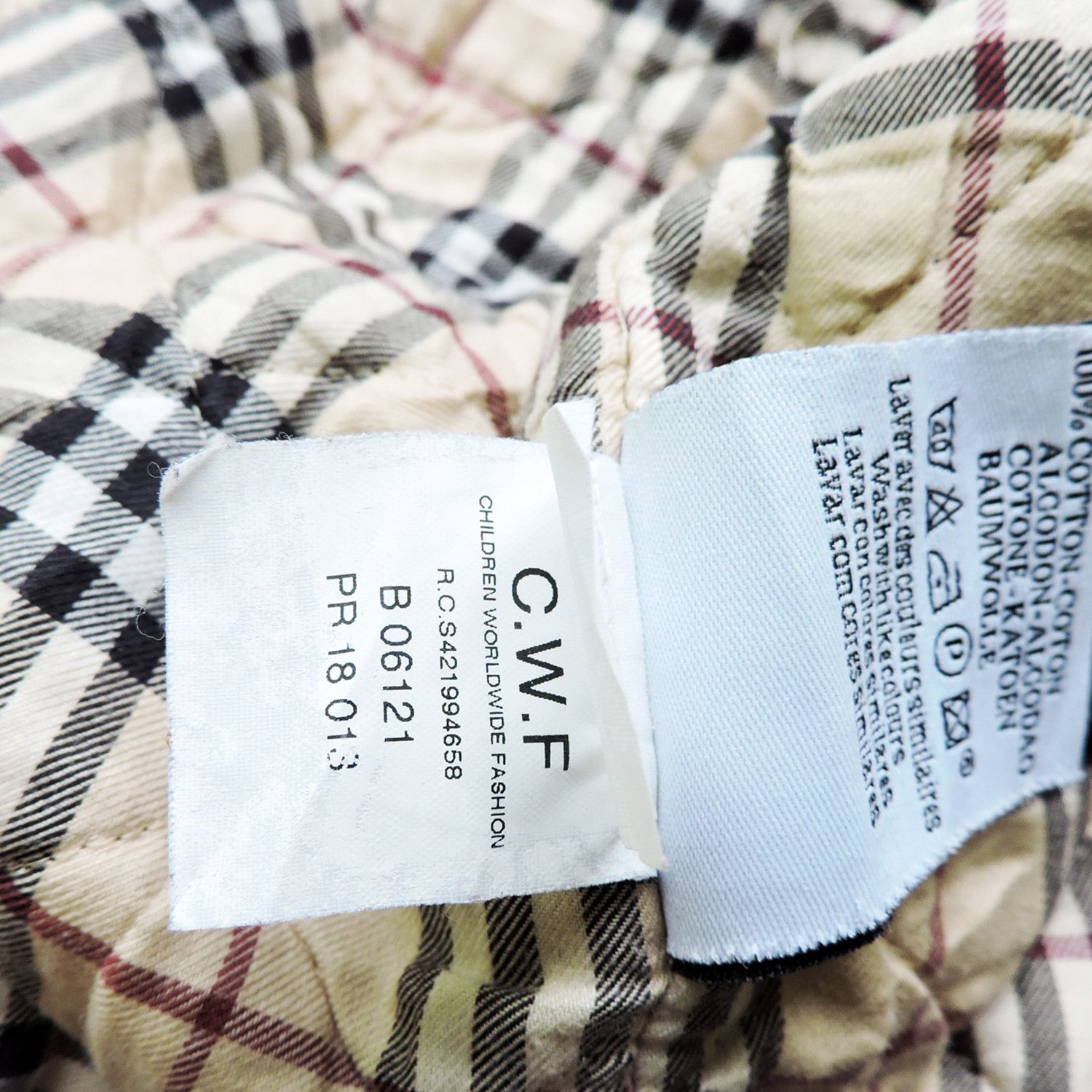 Burberry BURBERRY LINING PLAID PATTERN DENIM JACKET, 18 MONTHS Size US S / EU 44-46 / 1 - 7 Thumbnail