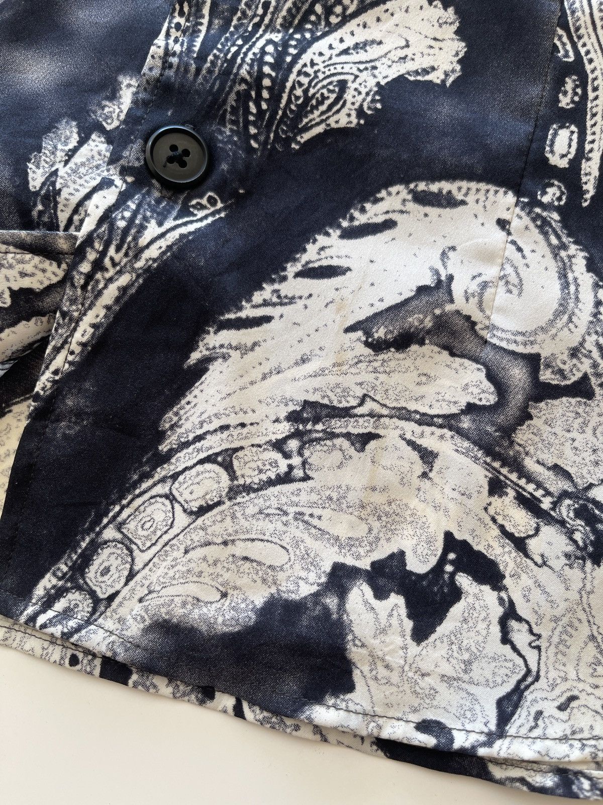 Tornado Mart Tornado Mart Luxury Rayon Shirt Size L / US 10 / IT 46 - 11 Thumbnail