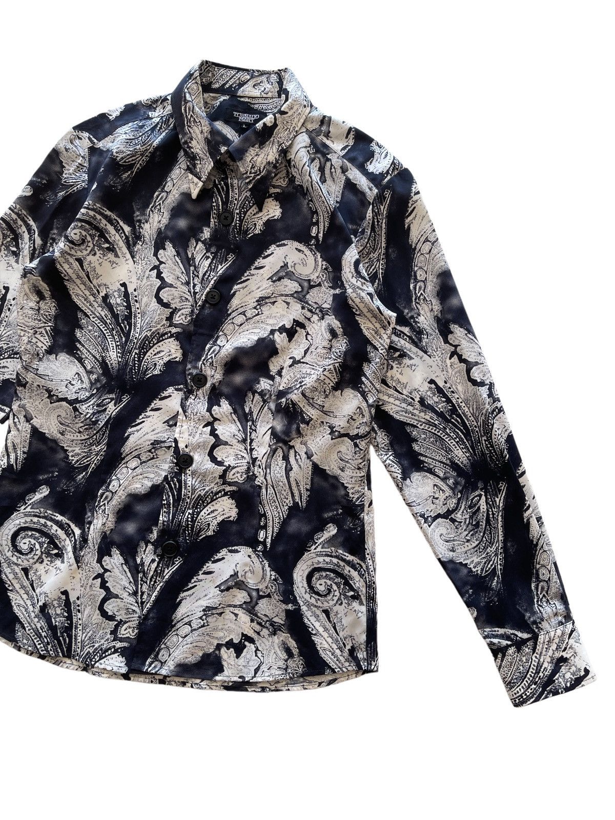 Tornado Mart Tornado Mart Luxury Rayon Shirt Size L / US 10 / IT 46 - 7 Thumbnail