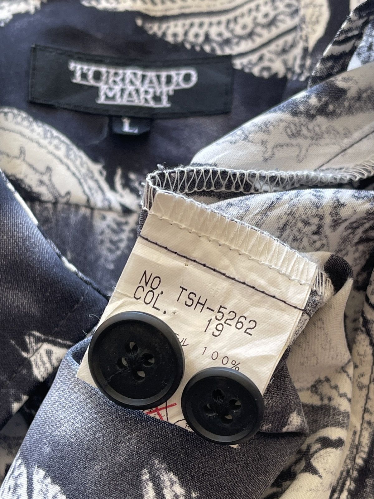 Tornado Mart Tornado Mart Luxury Rayon Shirt Size L / US 10 / IT 46 - 9 Thumbnail