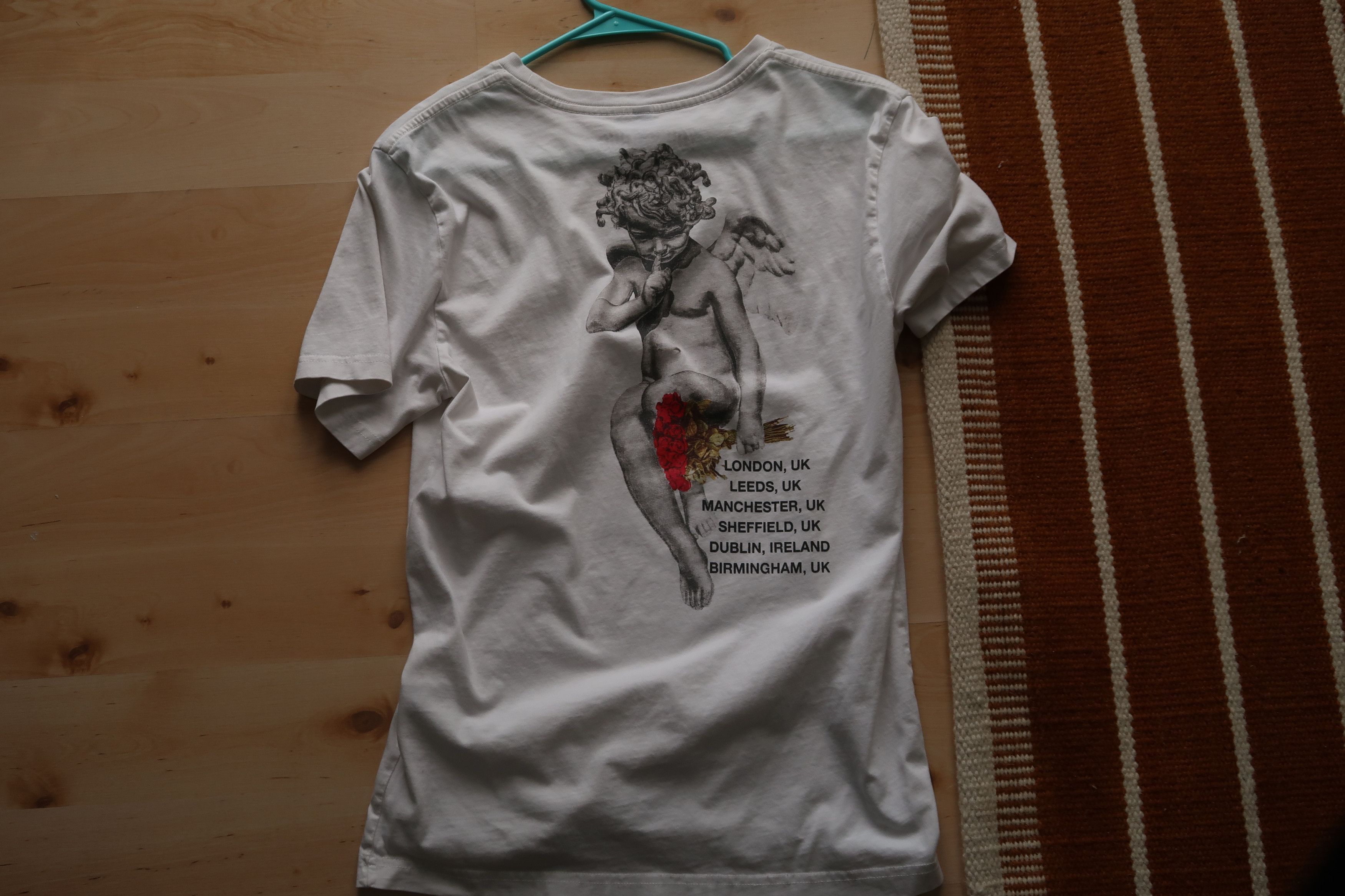 H&m thugger outlet t shirt