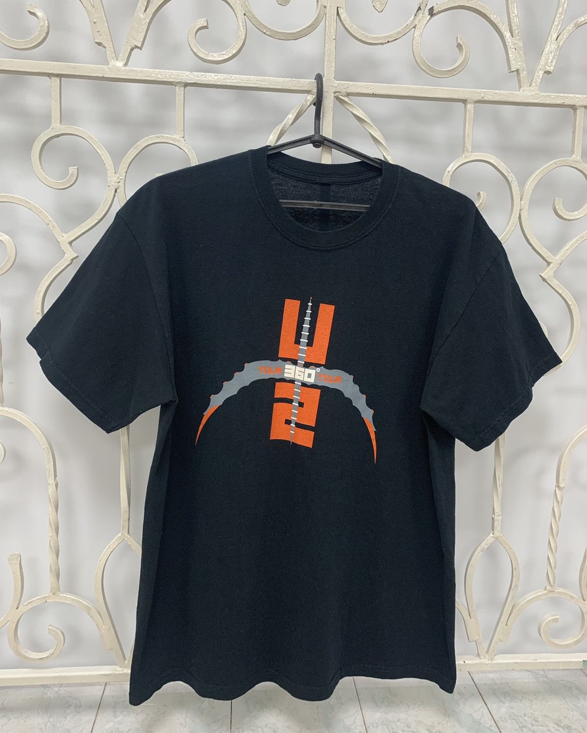 Band Tees Vintage U2 360 Tour 2009 T-shirt Size US M / EU 48-50 / 2 - 1 Thumbnail