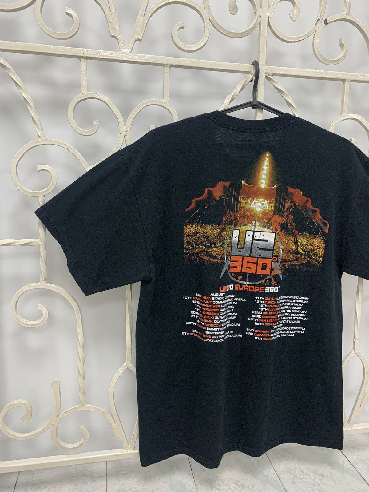 Band Tees Vintage U2 360 Tour 2009 T-shirt Size US M / EU 48-50 / 2 - 12 Thumbnail
